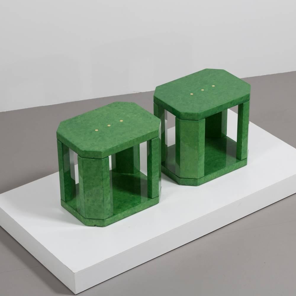 Striking Pair of Green Hand-Painted Faux Skin Side Tables, 1980s In Good Condition In London, GB