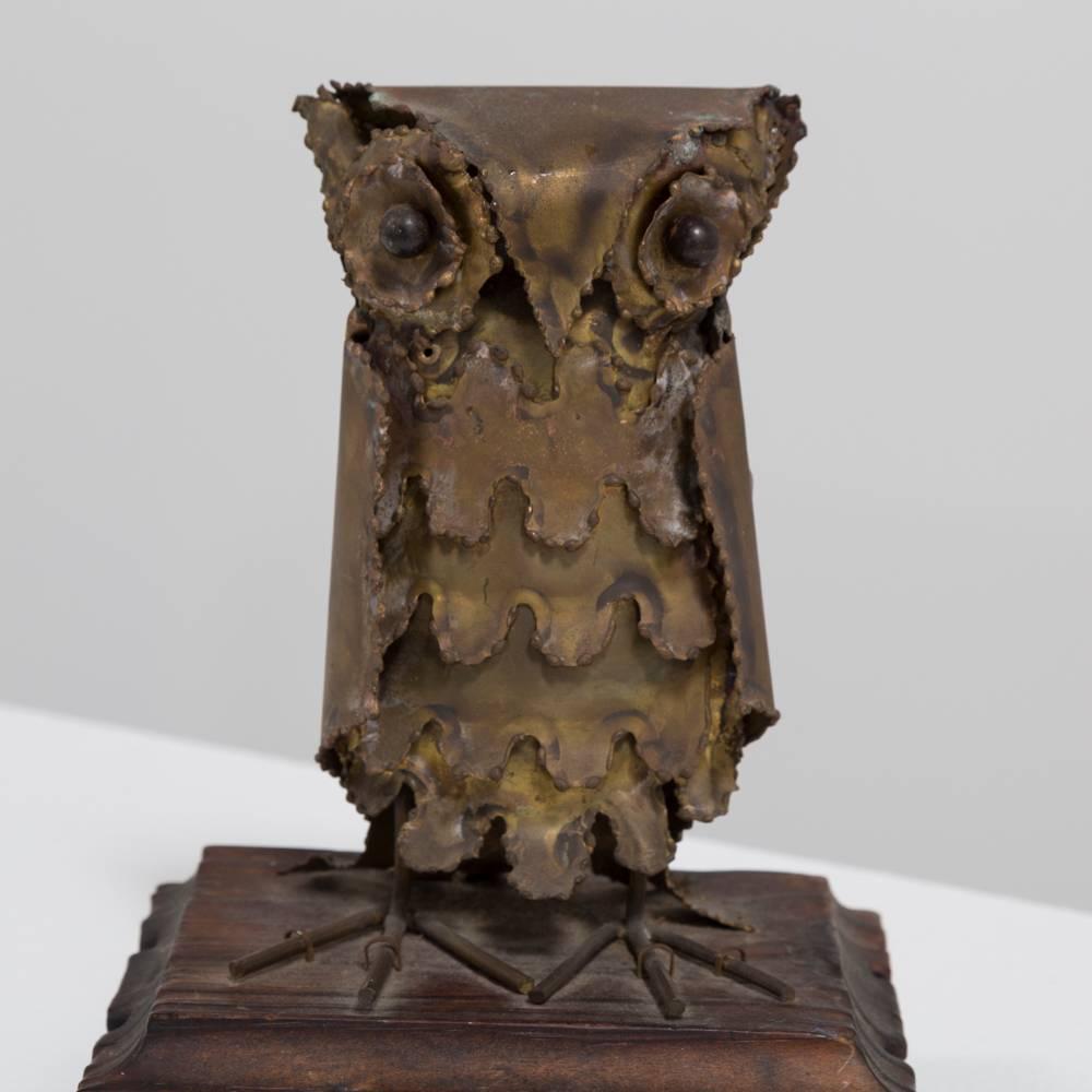 20th Century Small Brutalist Metal Owl on a Wooden Base, 1960s