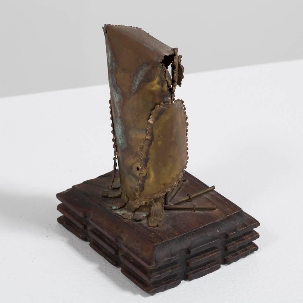 Small Brutalist Metal Owl on a Wooden Base, 1960s In Good Condition In London, GB