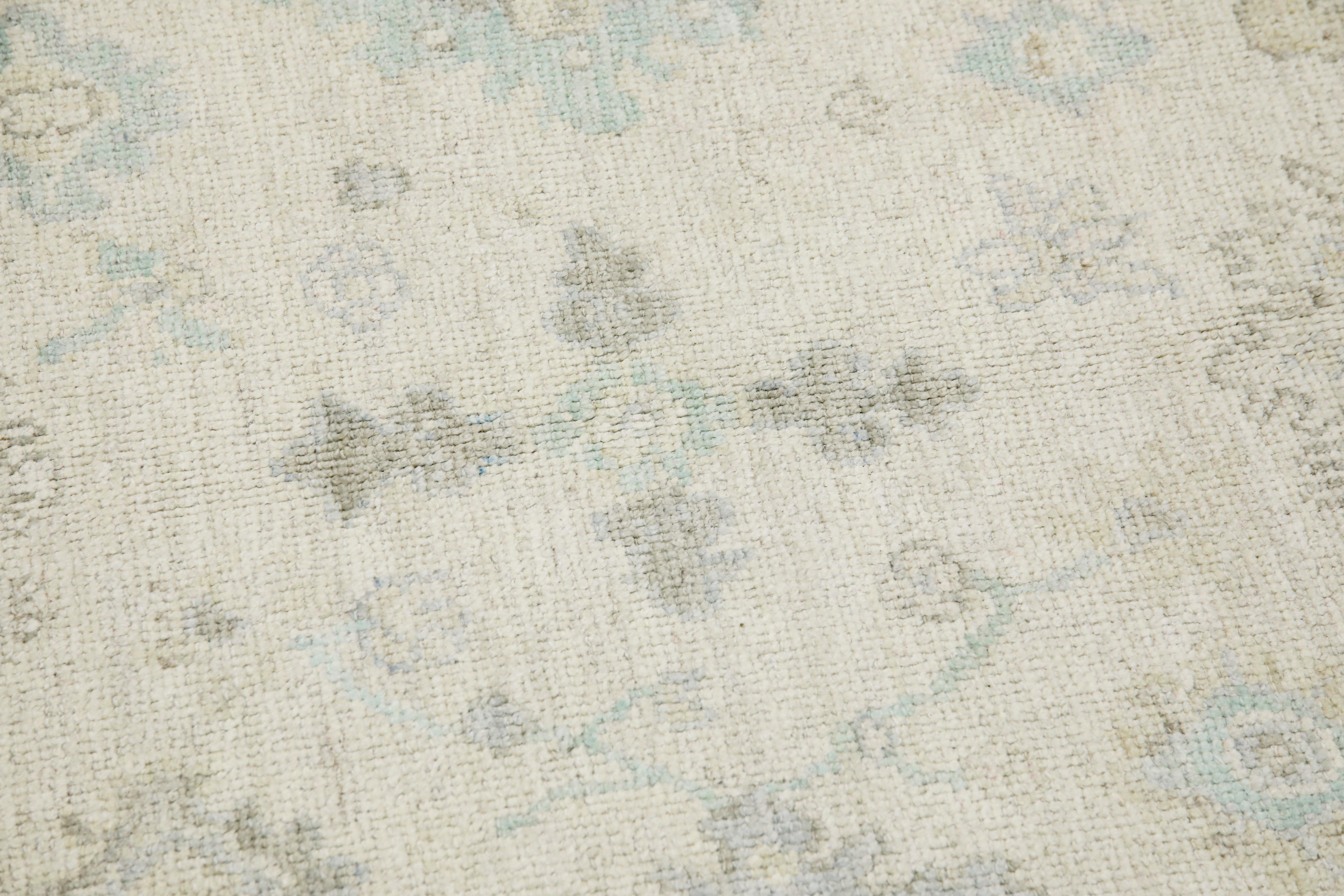 Türkischer Oushak-Teppich Elfenbein, Blau & Taupe Handgewebter Wollteppich 8'2
