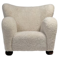 Marta Blomstedt  Ohrensessel aus Schafsleder für das Aulanko Hotel, Finnland, 1930er Jahre. Marta Blomstedt  Ohrensessel aus Schafsleder für das Aulanko Hotel, Finnland, 1930er Jahre.