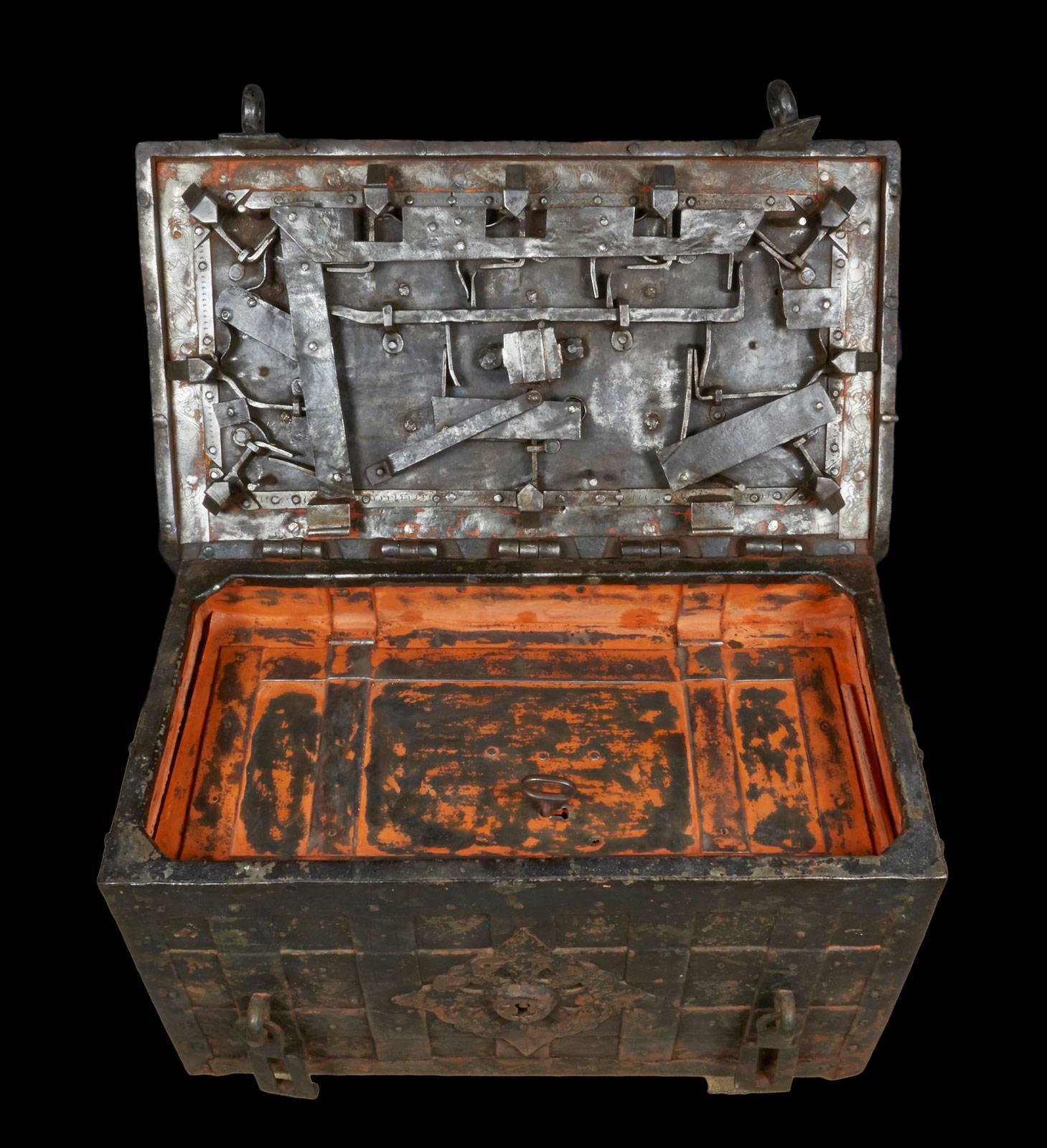 17th Century Iron Trunk with Locking Mechanism For Sale 1
