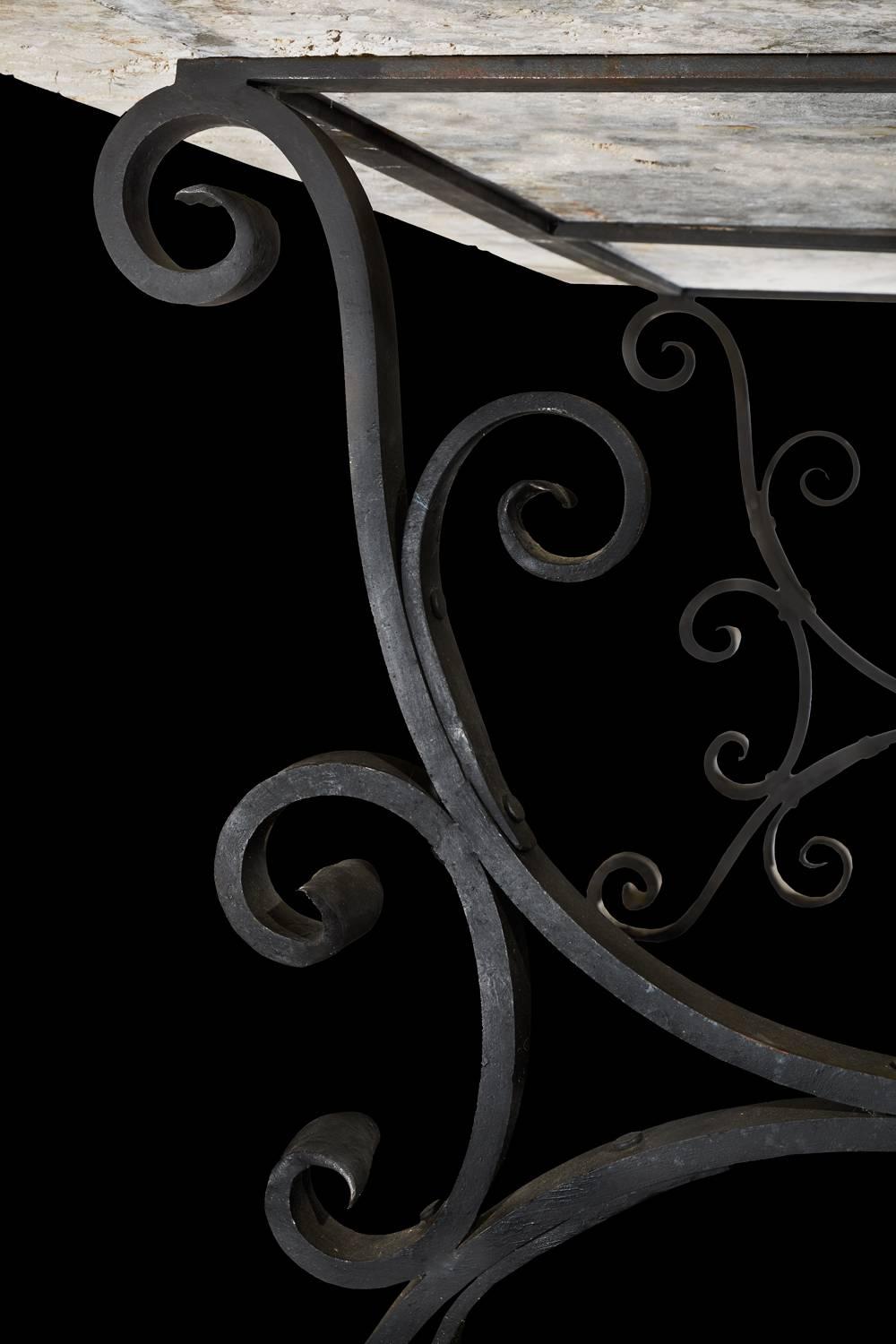 Wrought Iron Table with Coral Top In Excellent Condition For Sale In New York, NY