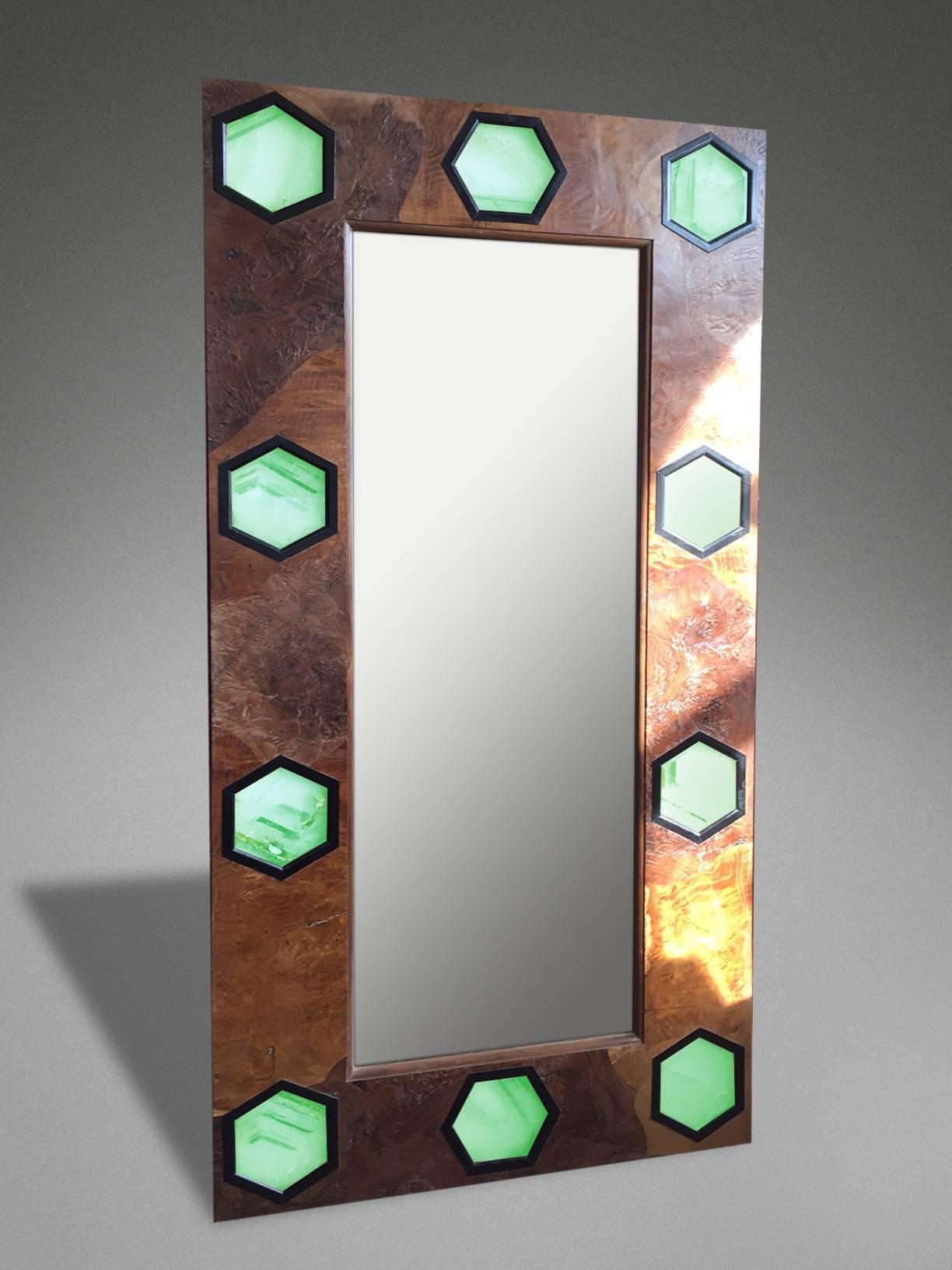 1930s Style Mirror with Rare Veneers and Solid Quartz Hexagonal Plaques For Sale 5