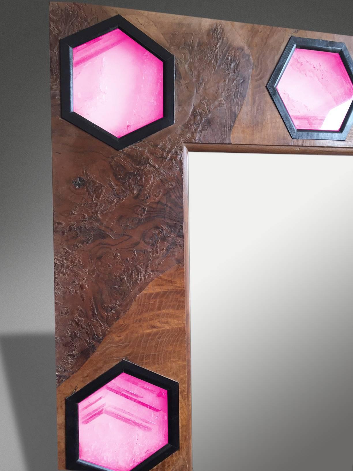 1930s Style Mirror with Rare Veneers and Solid Quartz Hexagonal Plaques For Sale 1
