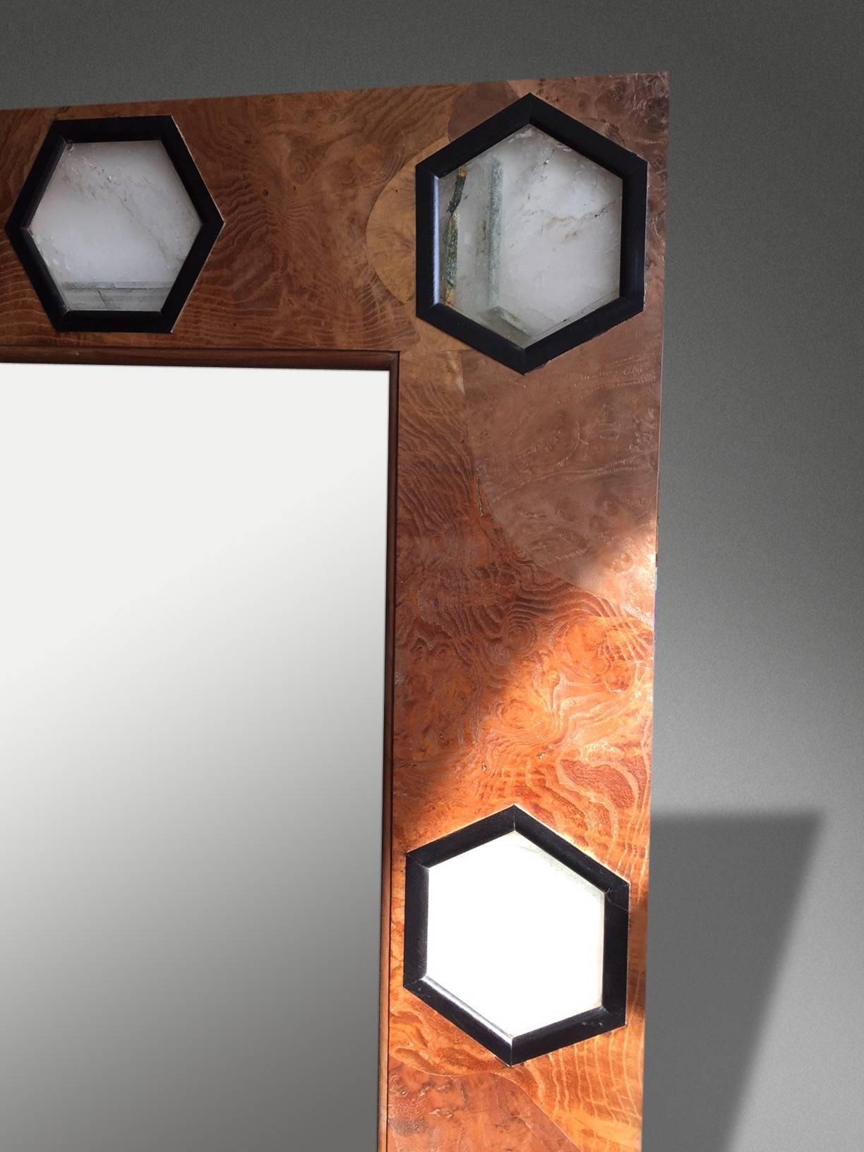 1930s Style Mirror with Rare Veneers and Solid Quartz Hexagonal Plaques In Excellent Condition For Sale In London, GB