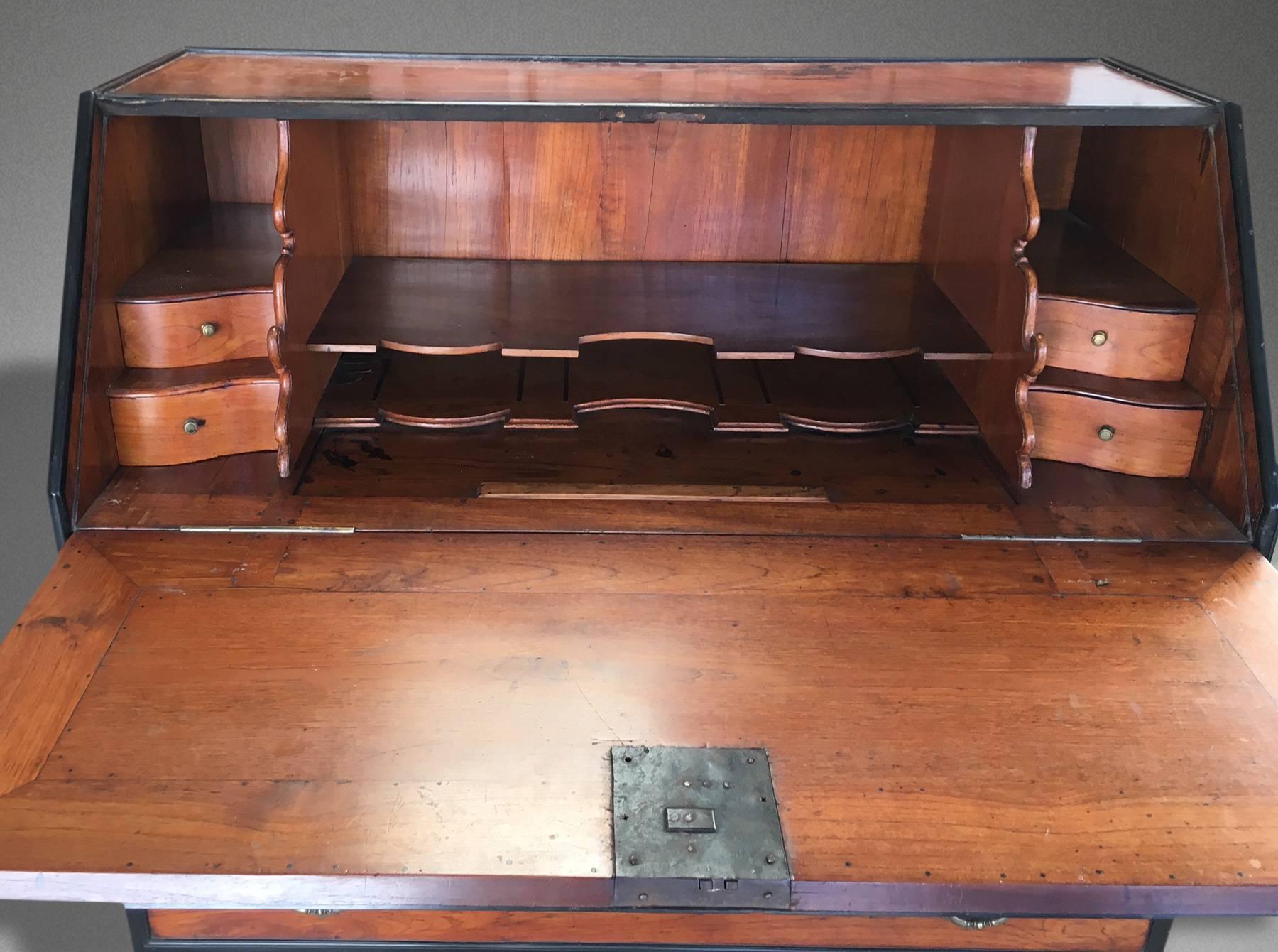 Very Fine Quality Anglo-Indian Secretaire Desk In Excellent Condition For Sale In London, GB