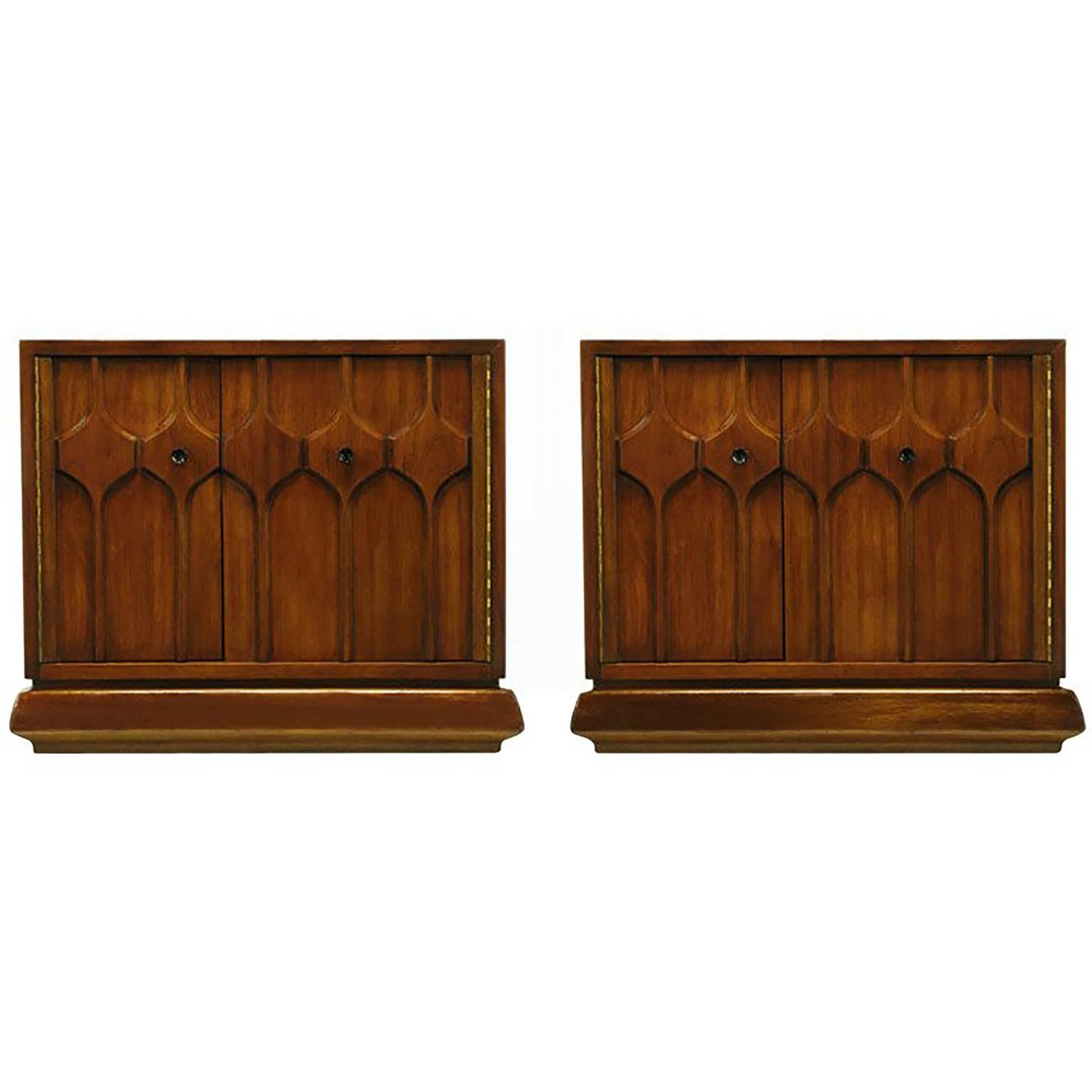 Pair of Walnut Nightstands with Carved Relief Doors