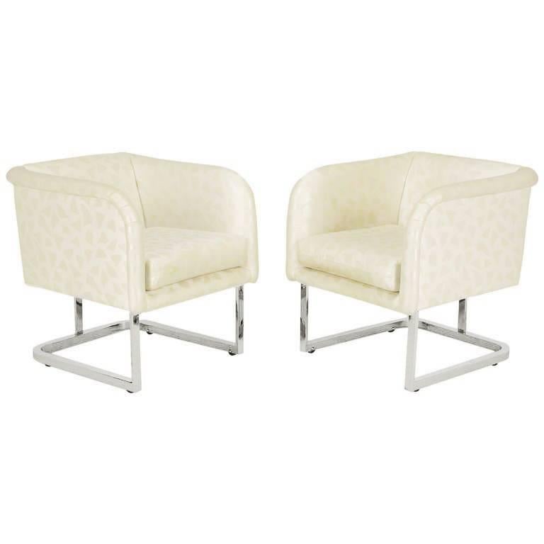 Pair of Milo Baughman Nickel and Ivory Glazed Cotton Print Club Chairs For Sale