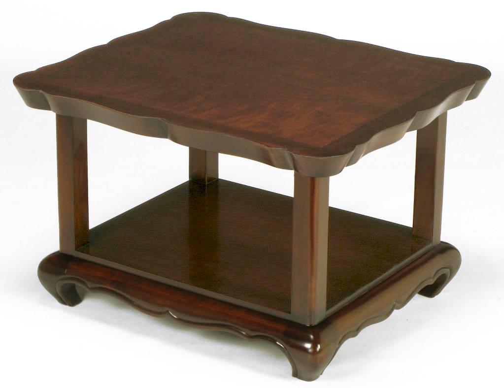 Pair of Walnut End Tables with Scalloped Edge Tops In Excellent Condition For Sale In Chicago, IL