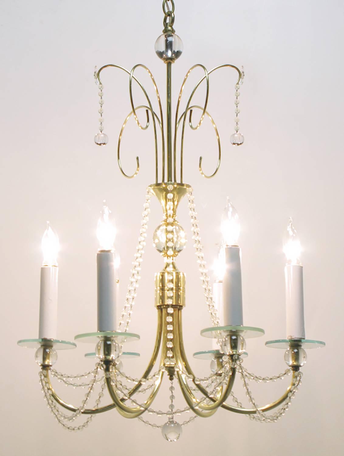 Lustre des années 1940 en sphères de cristal de roche et laiton Excellent état - En vente à Chicago, IL