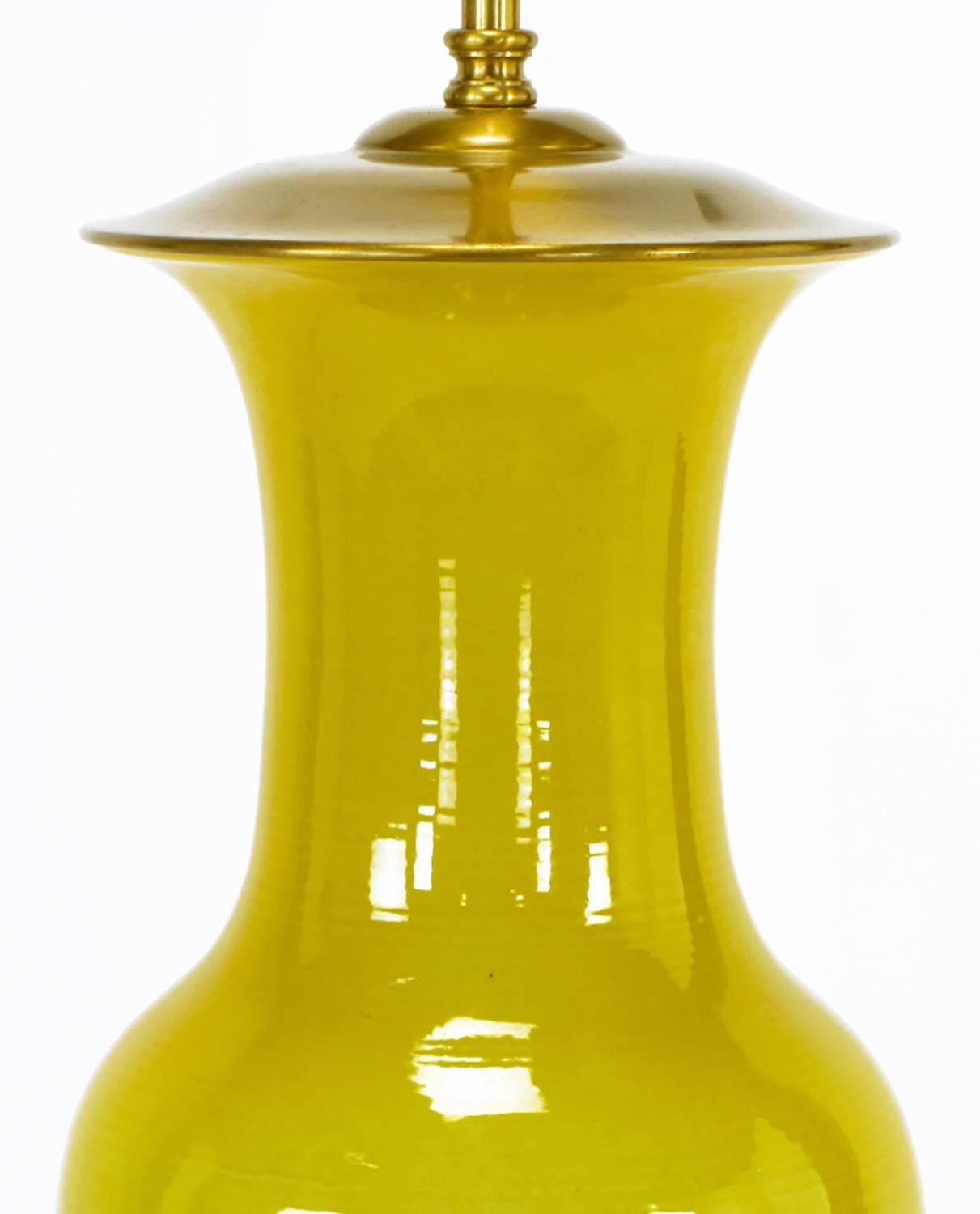 Warren Kessler Ochre Yellow Vase-Form Table Lamp In Excellent Condition In Chicago, IL