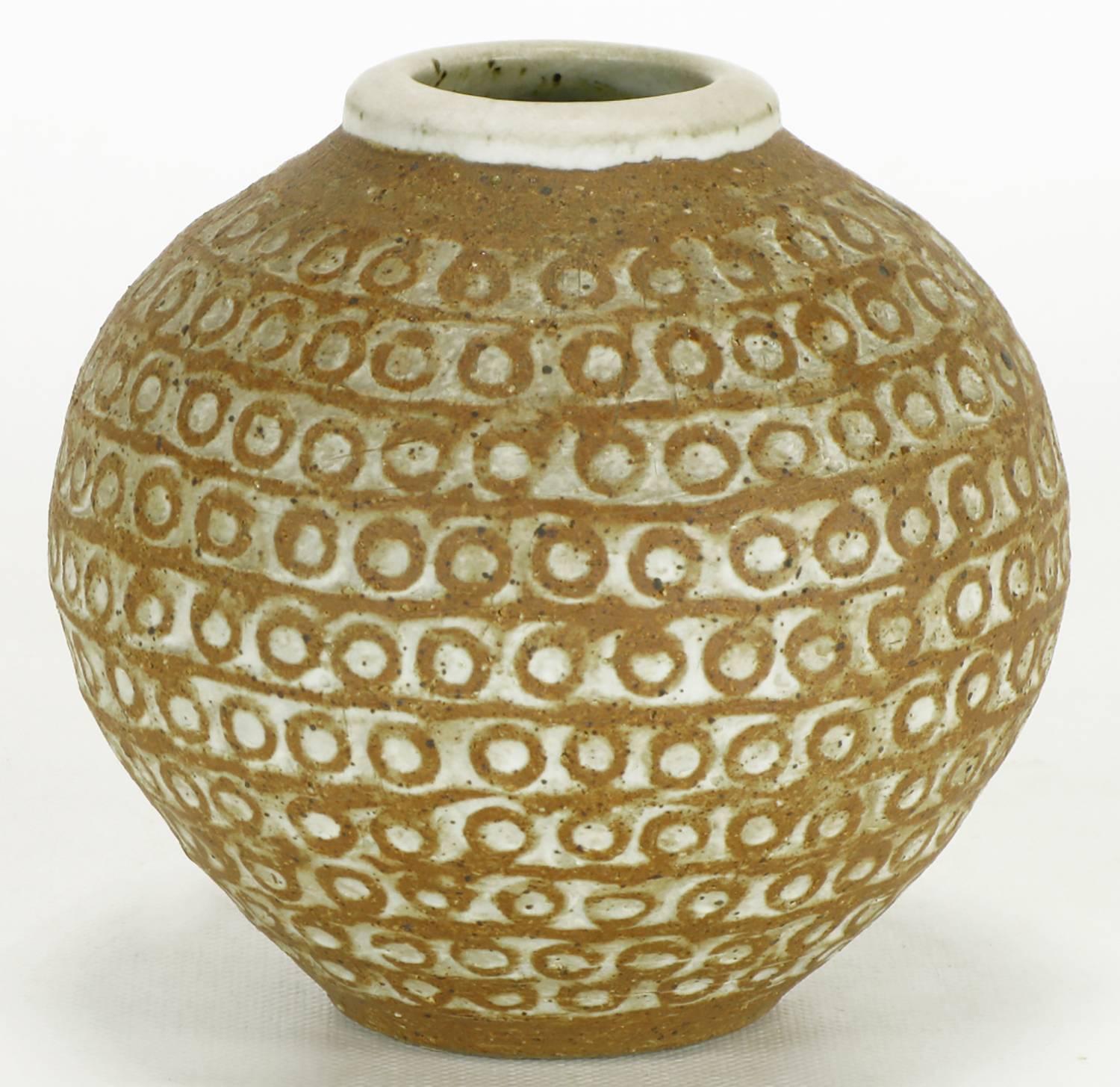 American Relief Patterned Earthen Pottery Vase by Tomiya Matsuda For Sale