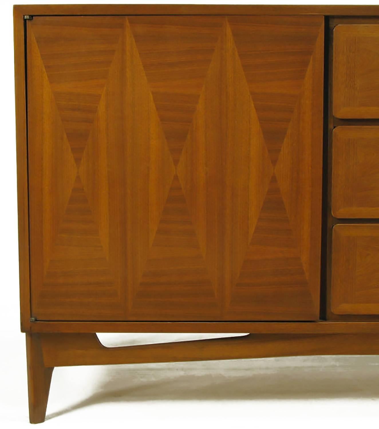 American 1950s Red Lion Parquetry Front Mahogany Nine-Drawer Dresser For Sale