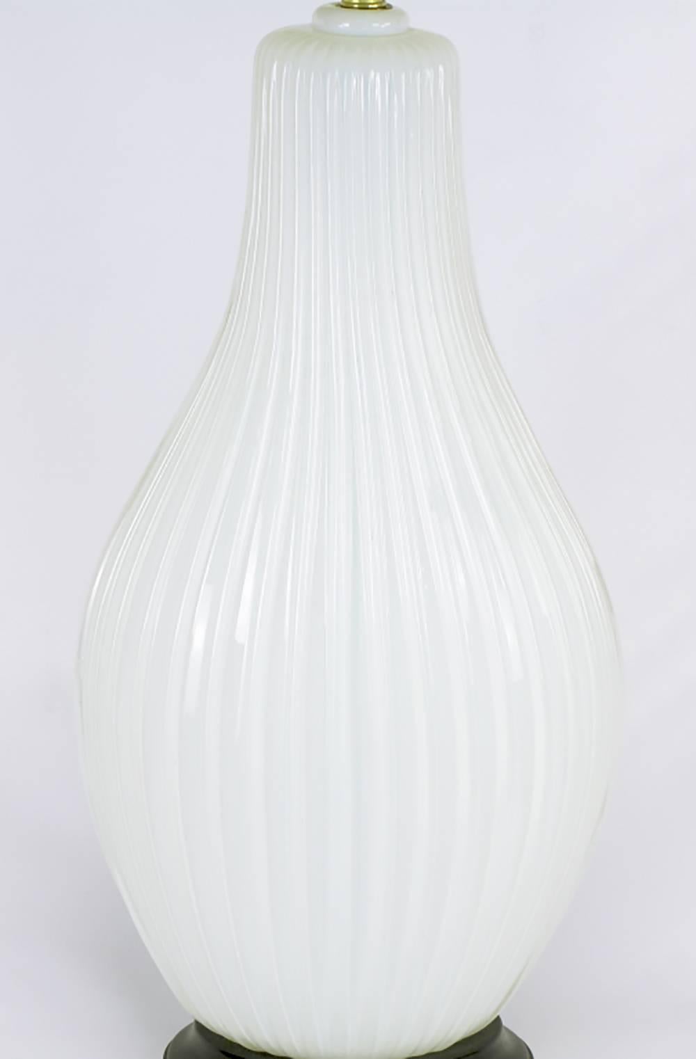 Mid-20th Century Murano Ribbed Gourd-Form White Opaline Glass Table Lamp For Sale