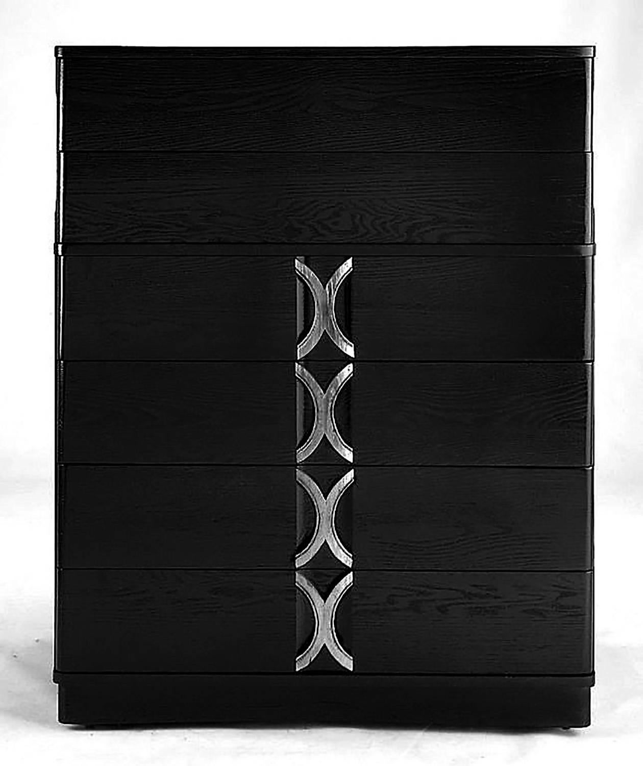 1940s Black Lacquer and Silver Leafed Six-Drawer Tall Chest 2