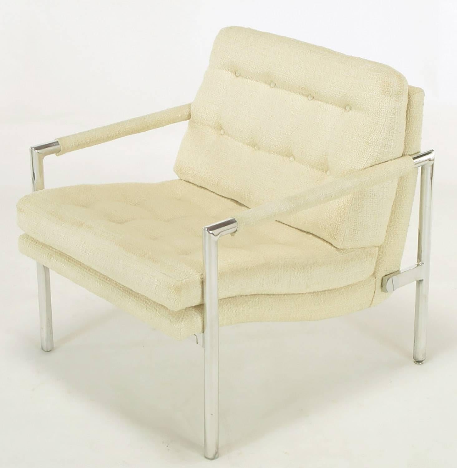 Mid-20th Century Pair of Polished Aluminum & Linen Lounge Chairs in the Manner of Harvey Probber For Sale