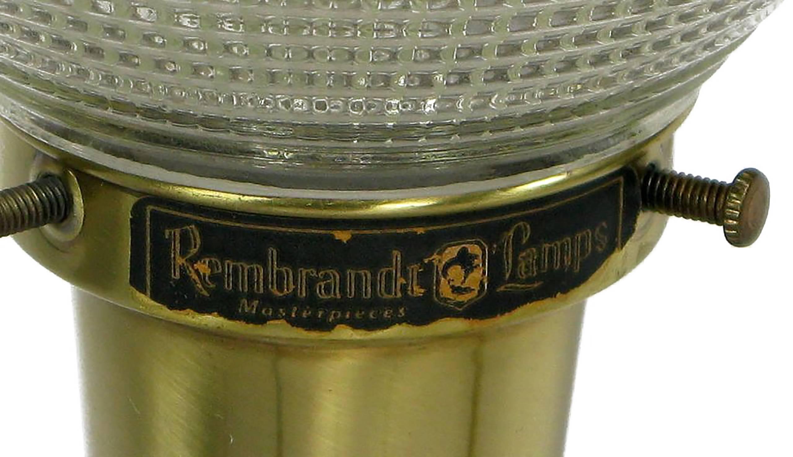 Paar Rembrandt-Tischlampen aus grüner Keramik und Messing (Mitte des 20. Jahrhunderts) im Angebot