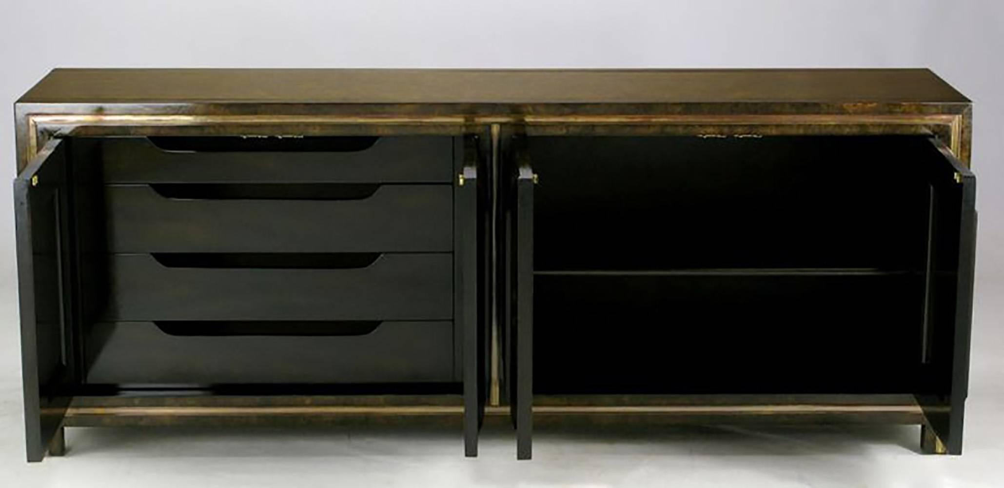 Elegant Burled Amboyna and Brass Sideboard by Mastercraft In Good Condition For Sale In Chicago, IL