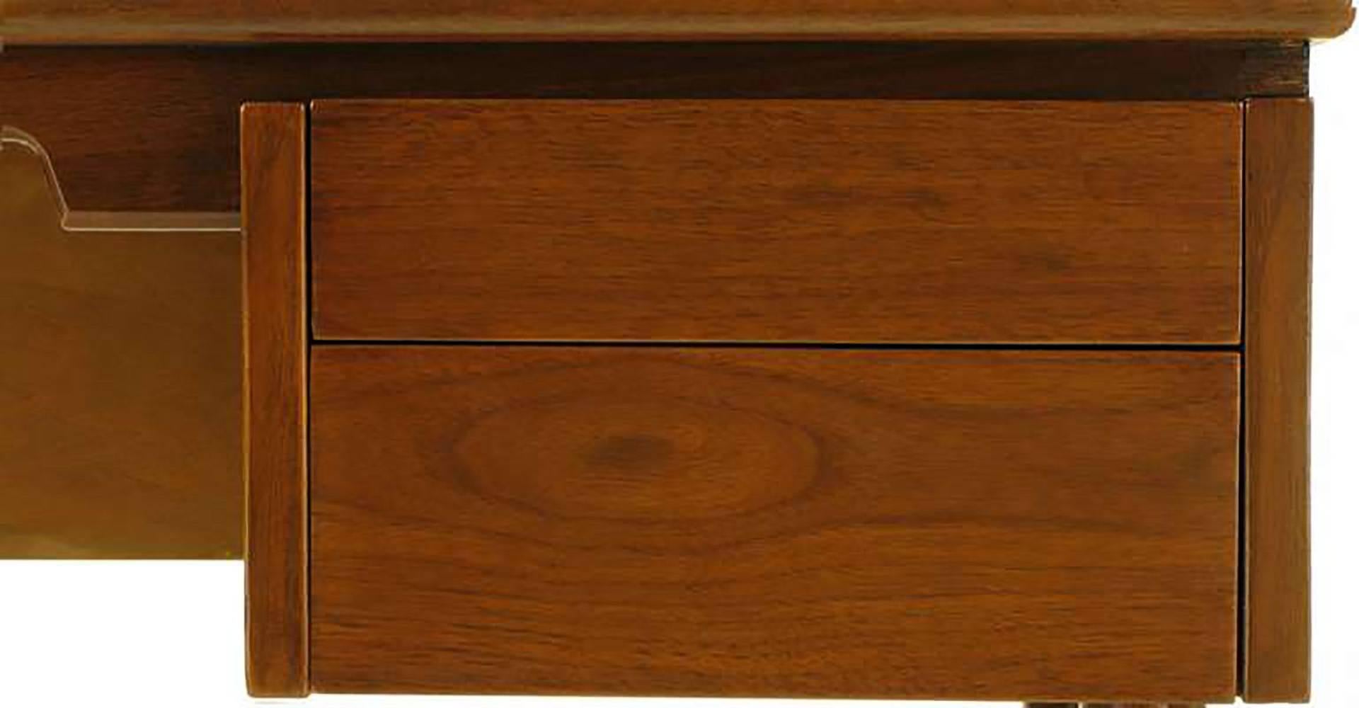 Mid-20th Century William Pahlmann Four-Drawer Walnut Desk with Integral Bookshelf For Sale