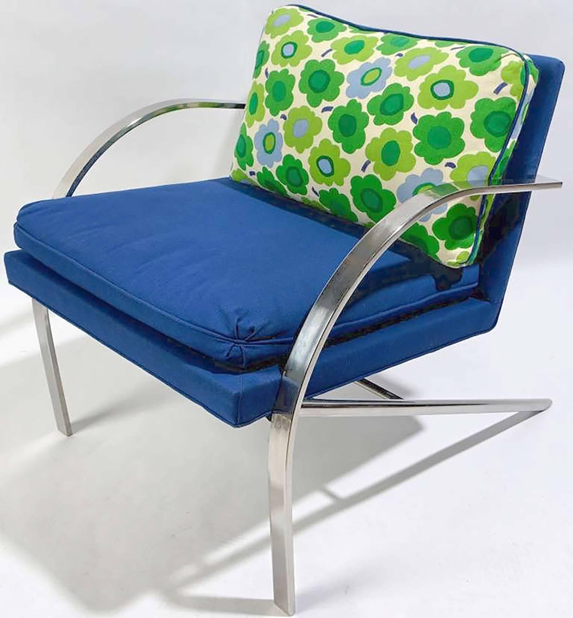 Paar „Arco“-Stühle im Stil von Paul Tuttle (Moderne der Mitte des Jahrhunderts) im Angebot