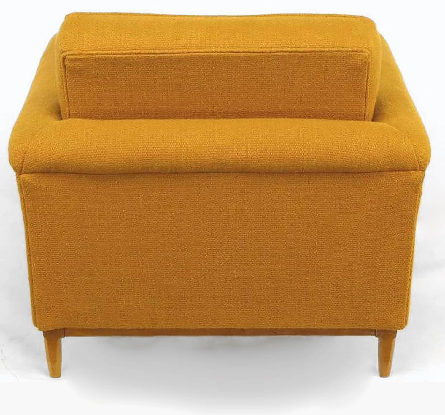 Mid-20th Century Rolled Arm Lounge Chair & Ottoman in Amber Wool For Sale