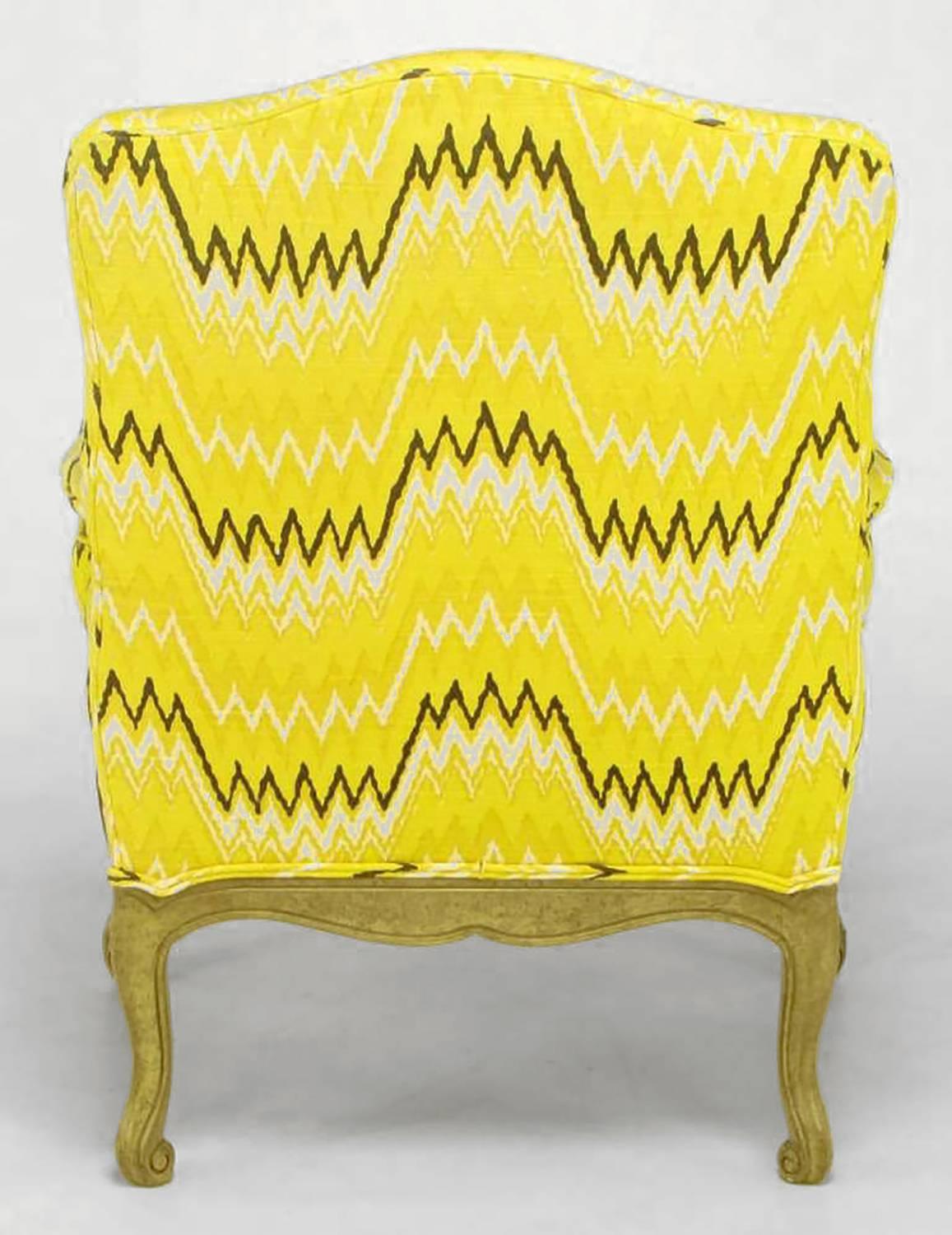 Lin Paire de fauteuils de style Louis XV Erwin-Lambeth avec pouf assorti en vente