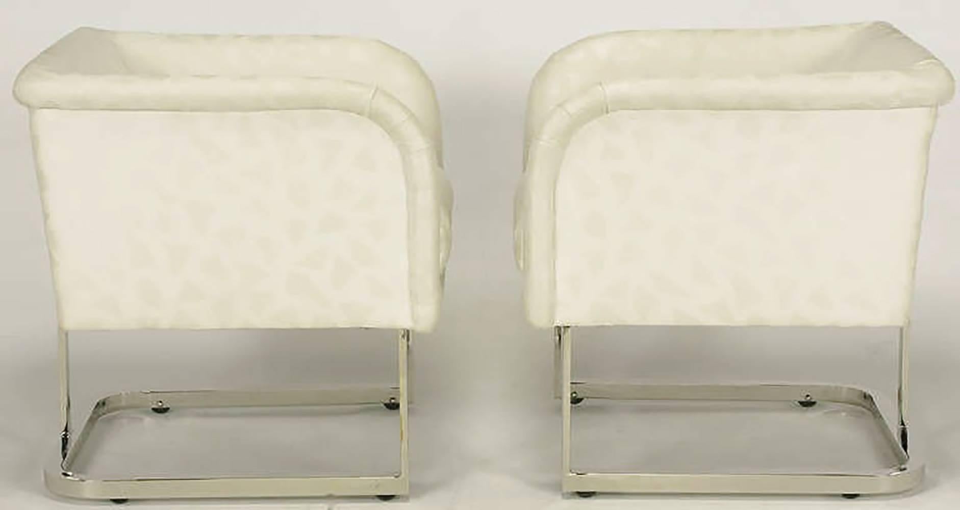 American Pair of Milo Baughman Nickel and Ivory Glazed Cotton Print Club Chairs For Sale