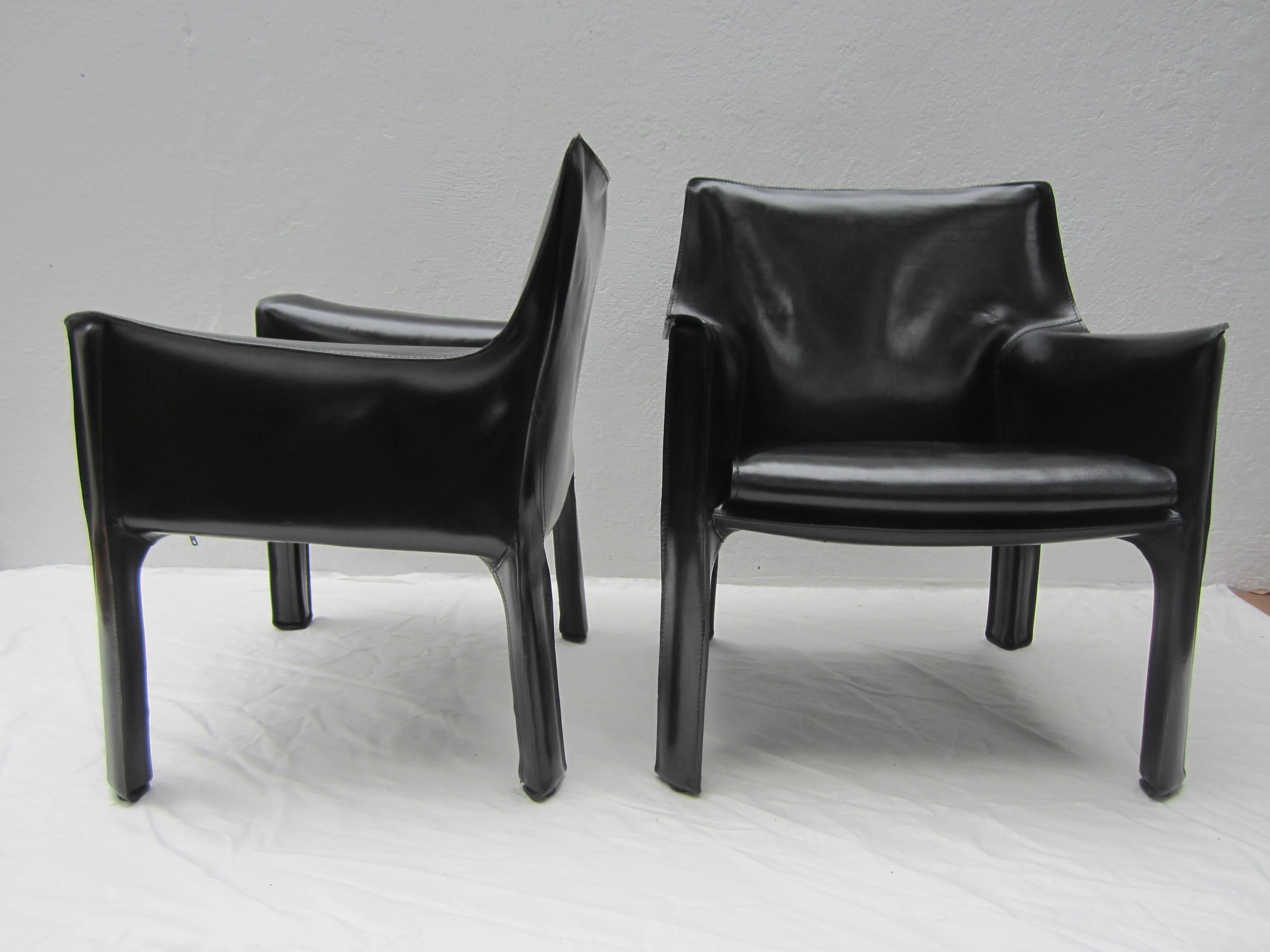 Italian Pair of Black Leather Cab Lounge Chairs by Mario Bellini for Cassina