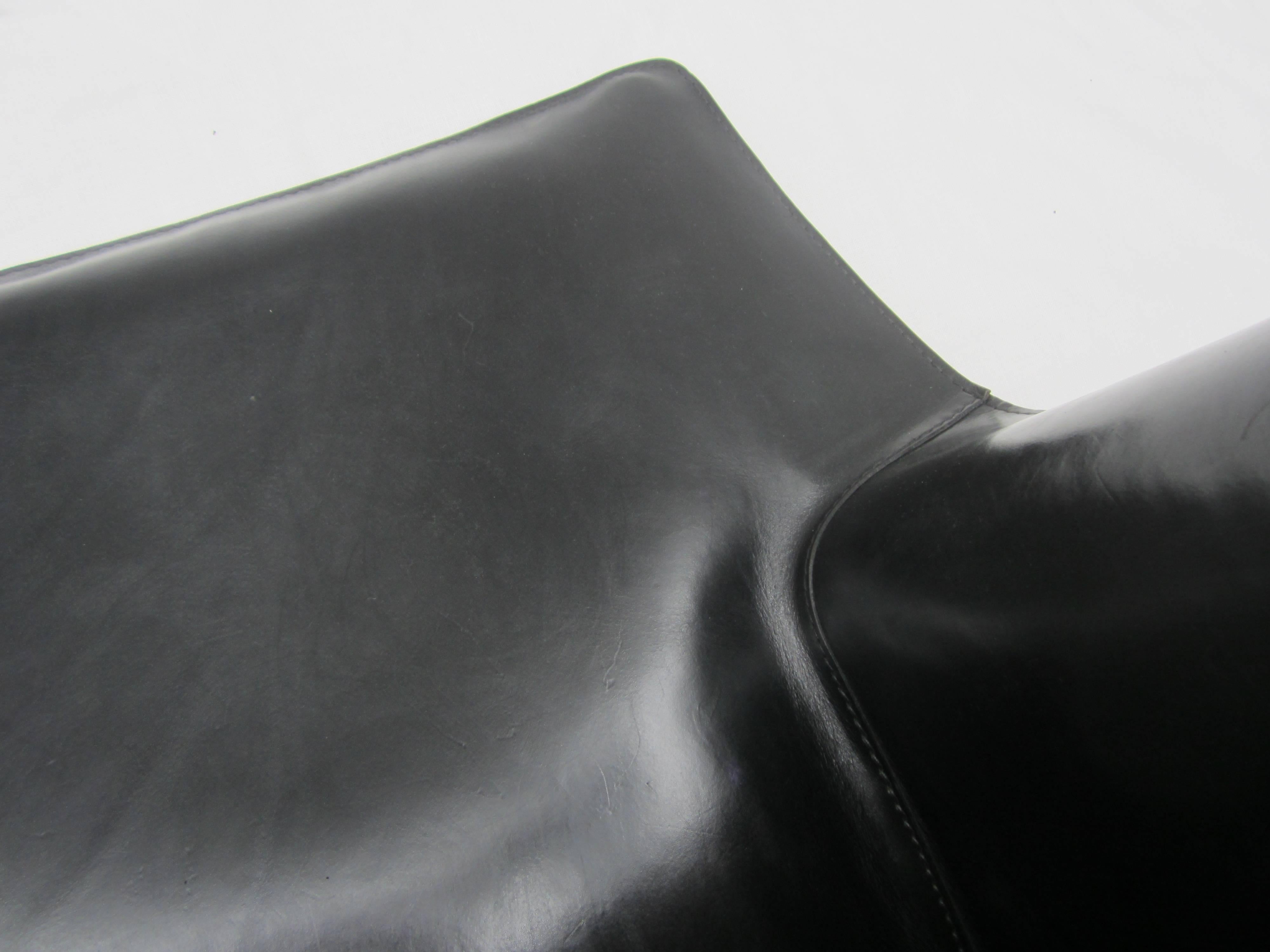 Pair of Black Leather Cab Lounge Chairs by Mario Bellini for Cassina 3