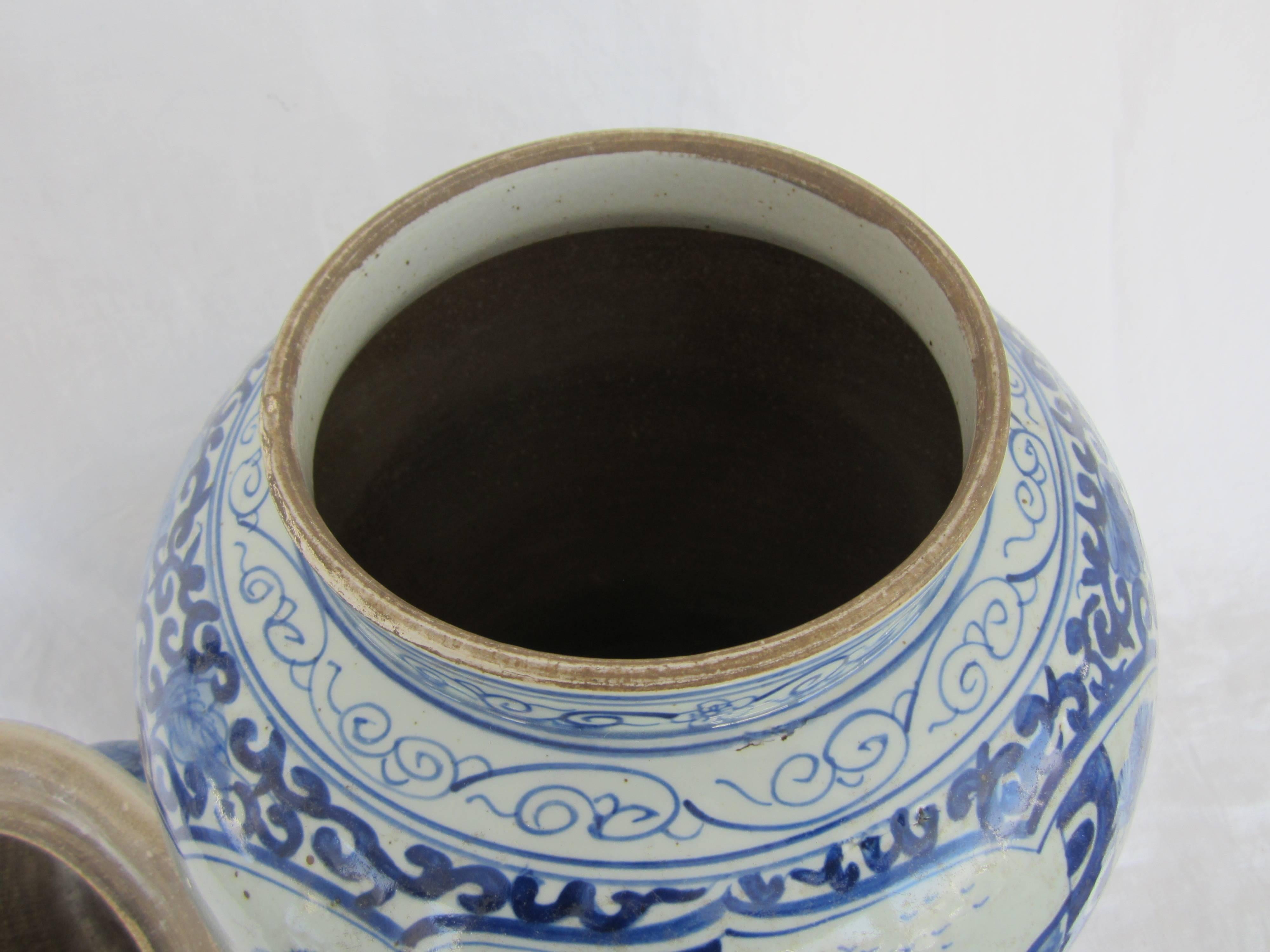 Chinese Blue and White Lidded Jar 3