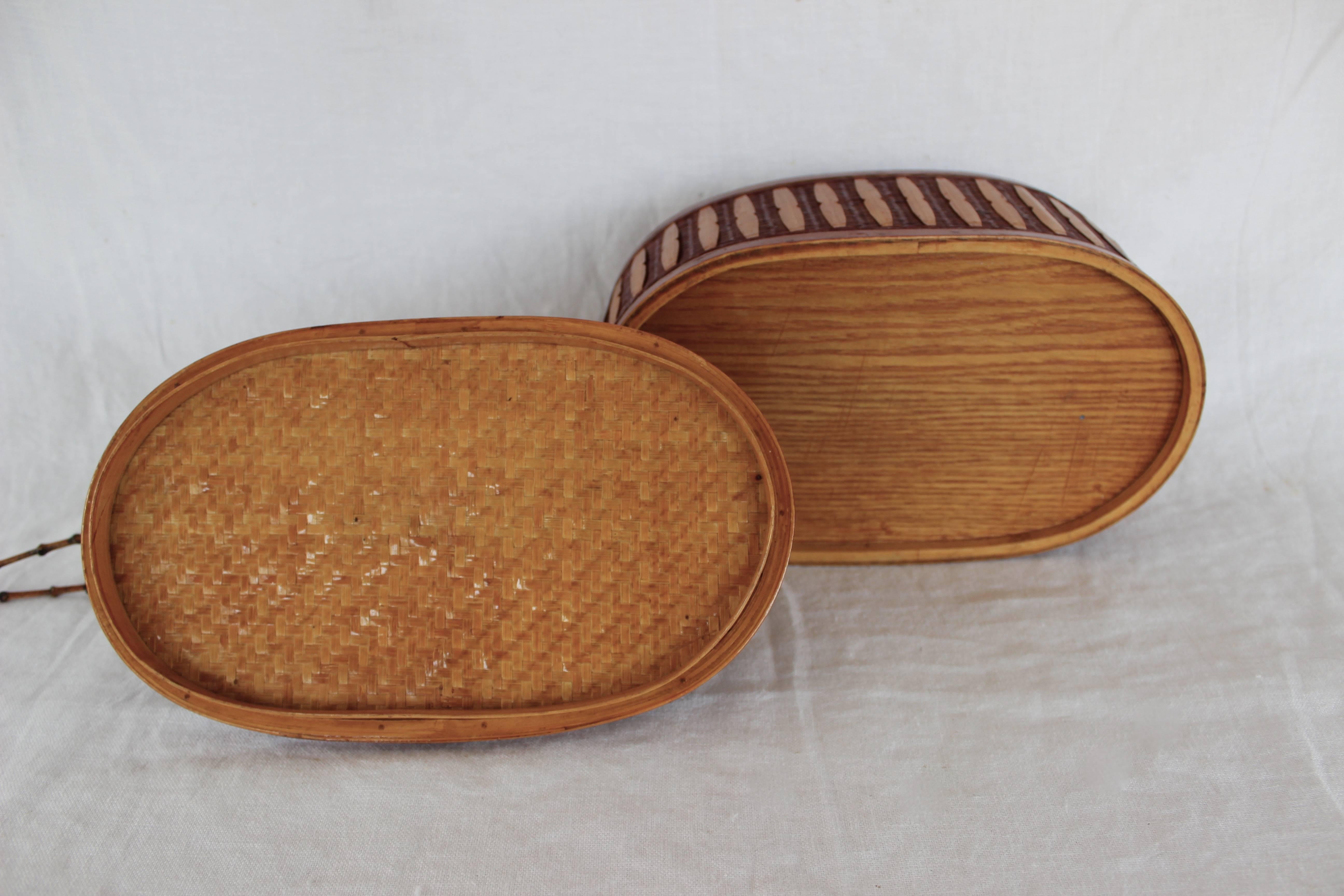 Asian Box with Cricket In Excellent Condition In East Hampton, NY