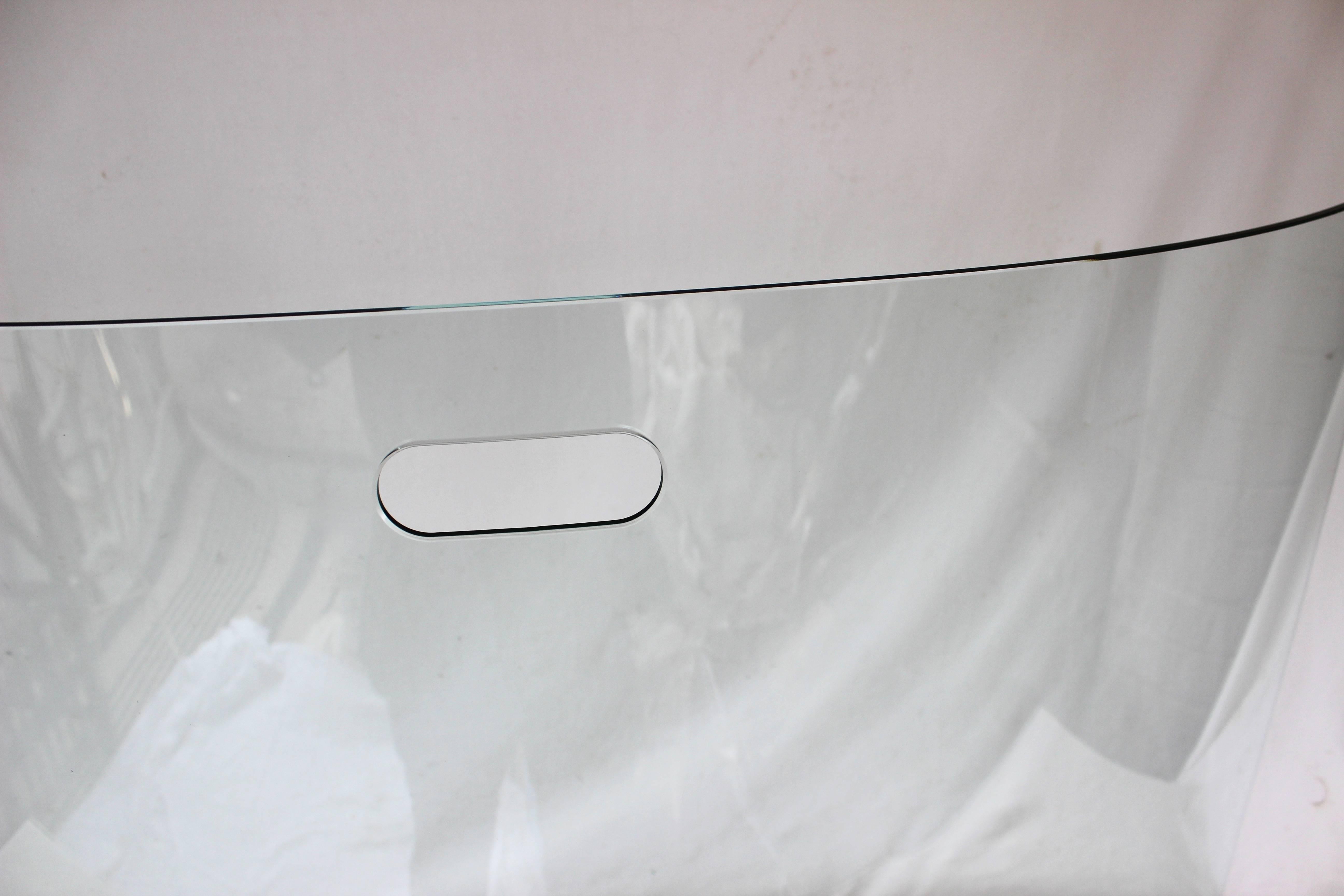Modern and Sleek Curved Tempered Glass Fireplace Screen 