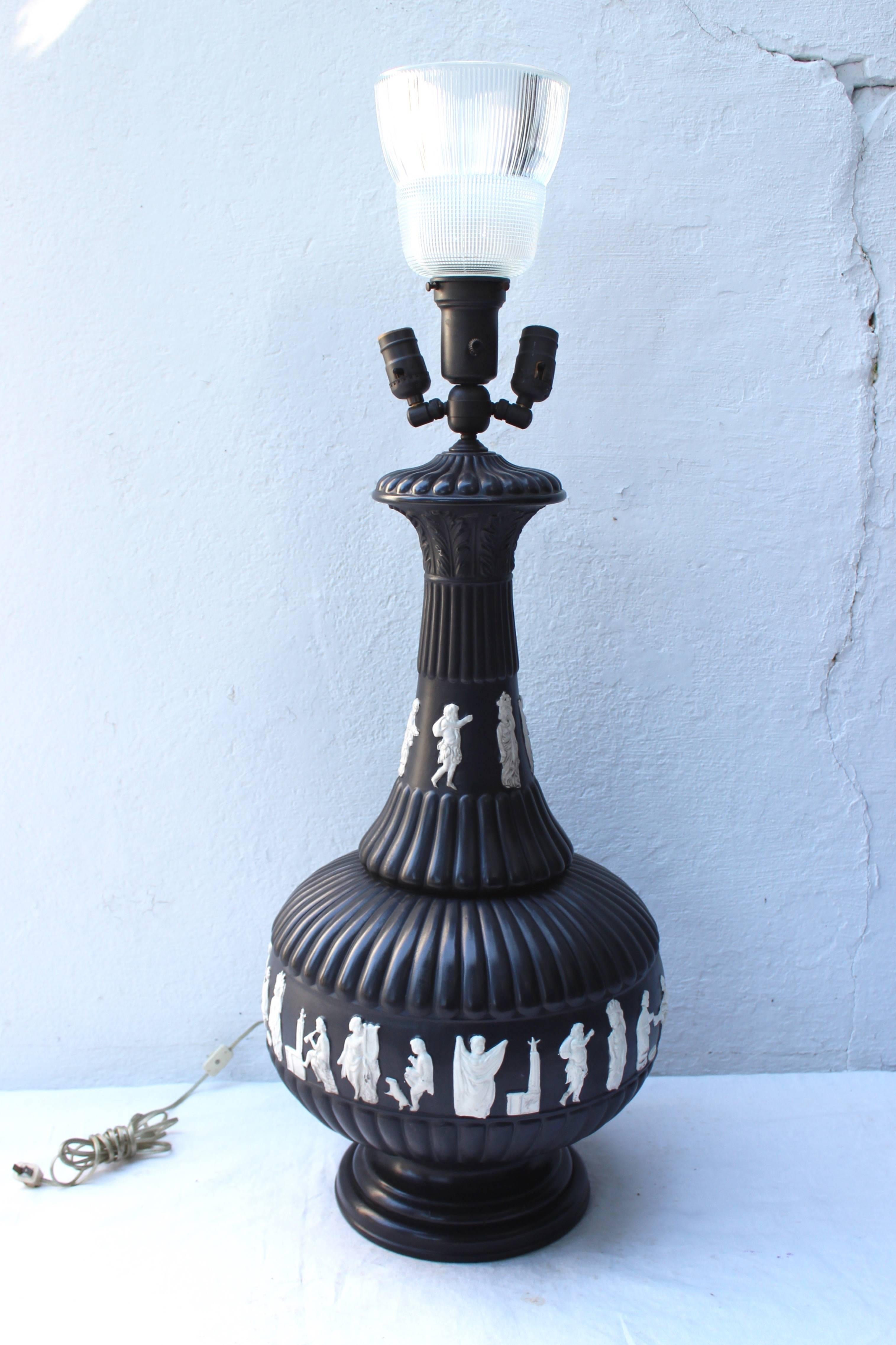 large-scale Wedgwood style lamp with white figures.