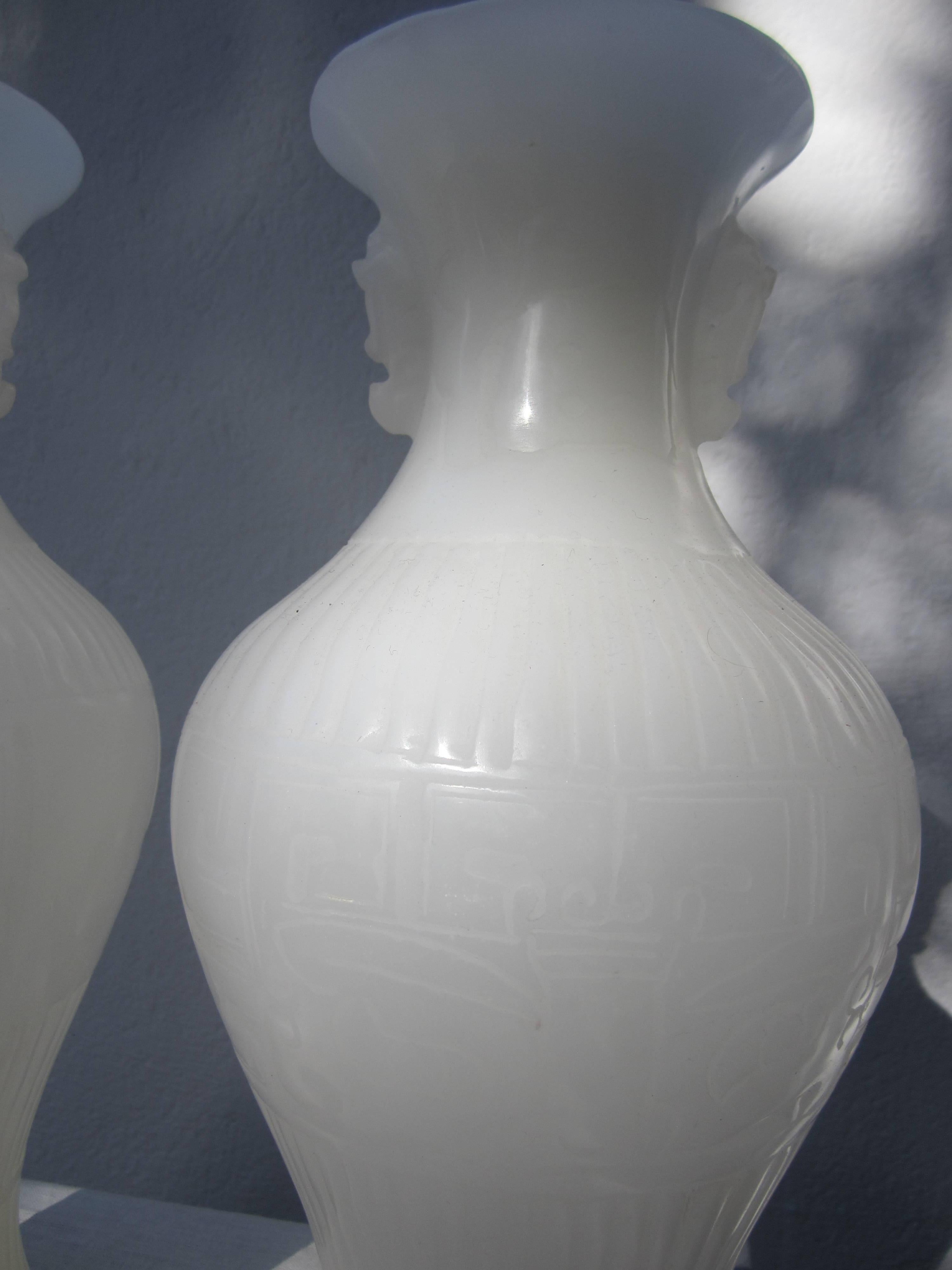 Pair of White Peking Glass Vases In Excellent Condition In East Hampton, NY