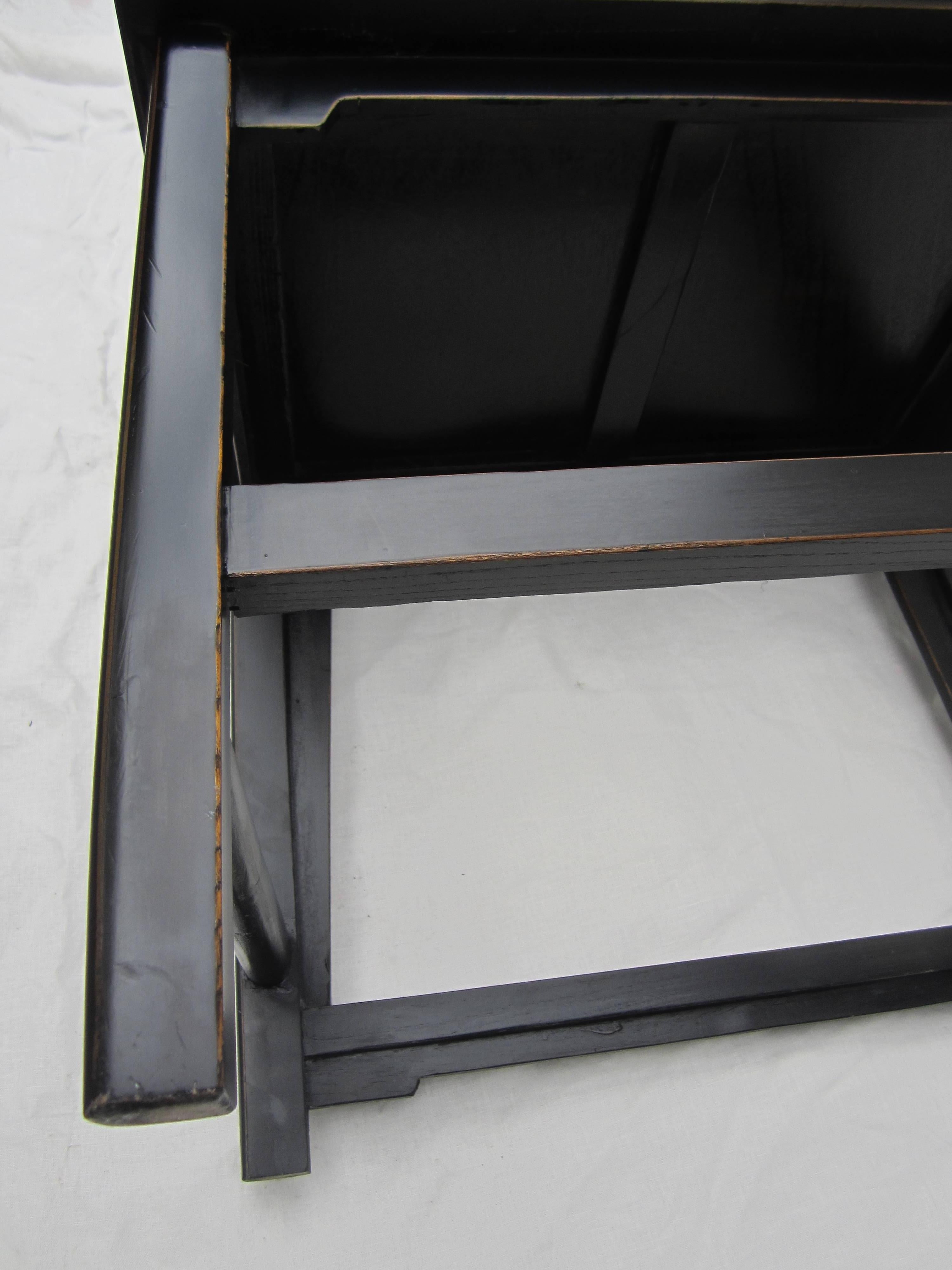 Chinese Throne Hat Chair 1