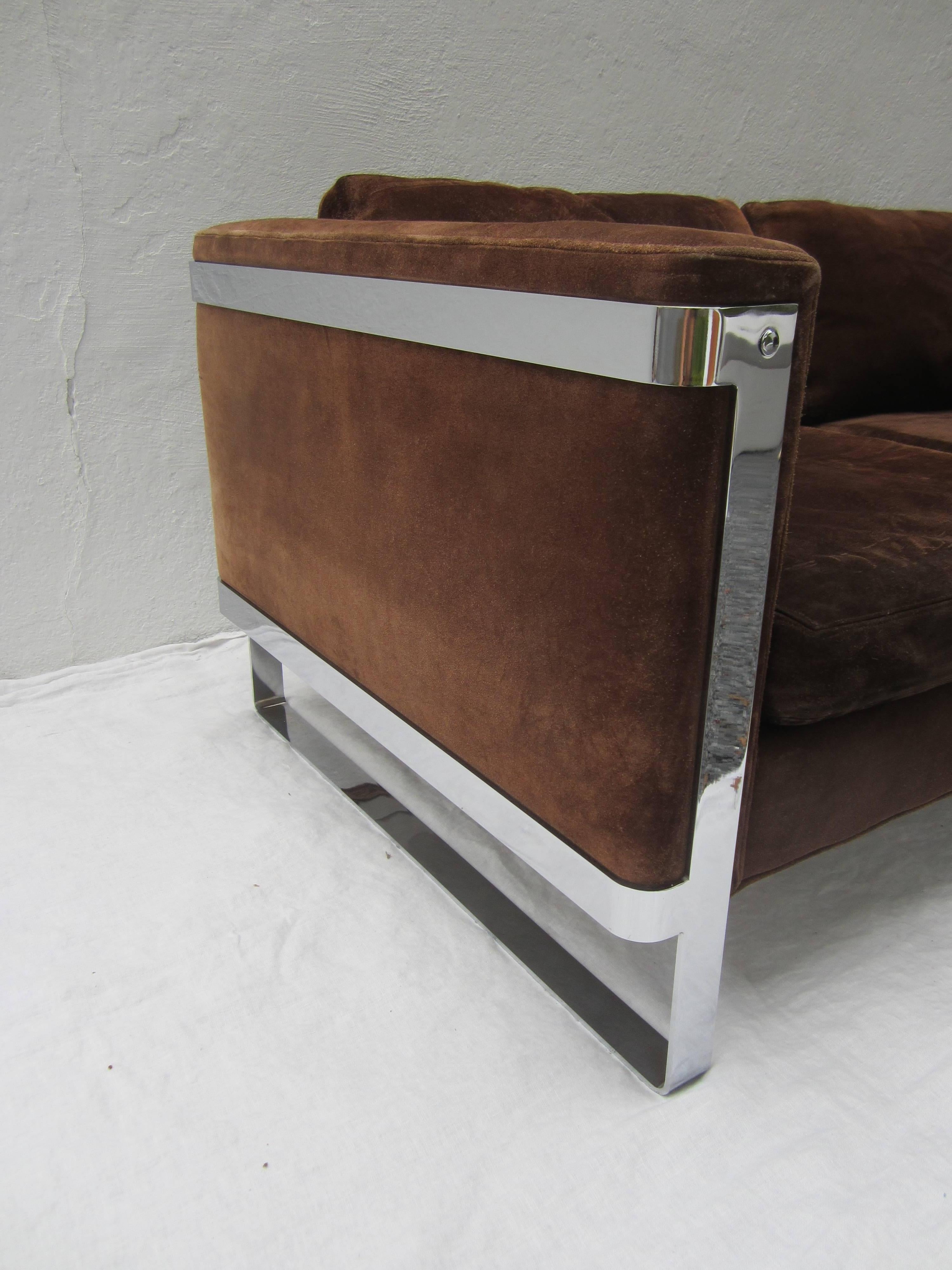 Milo Baughman Chrome and Suede Sofa In Good Condition In East Hampton, NY