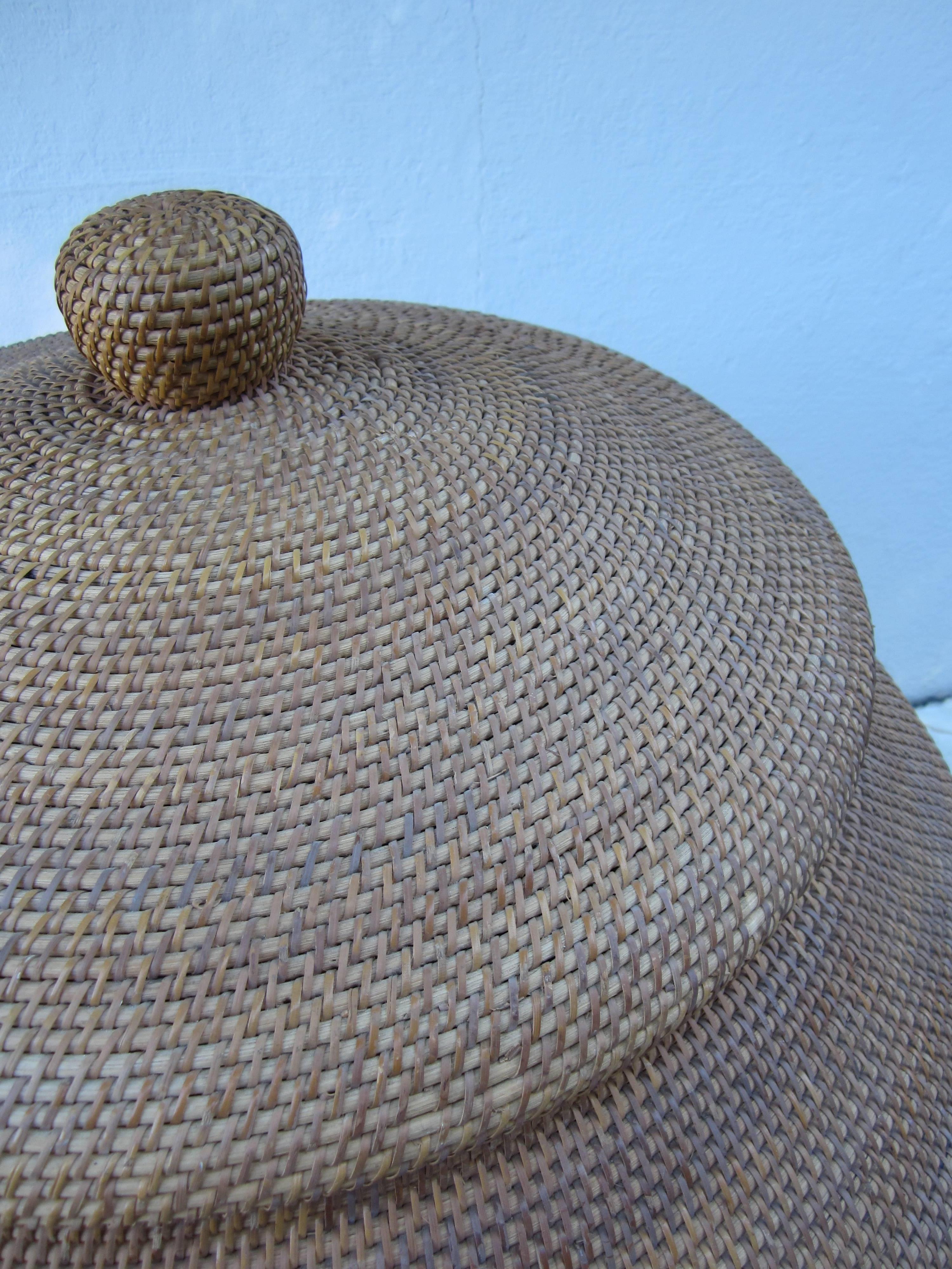 Large Rattan Basket in the Shape of an Urn In Good Condition In East Hampton, NY
