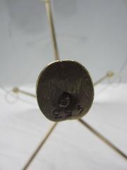 Paire de tables de style Bagues en bronze et verre