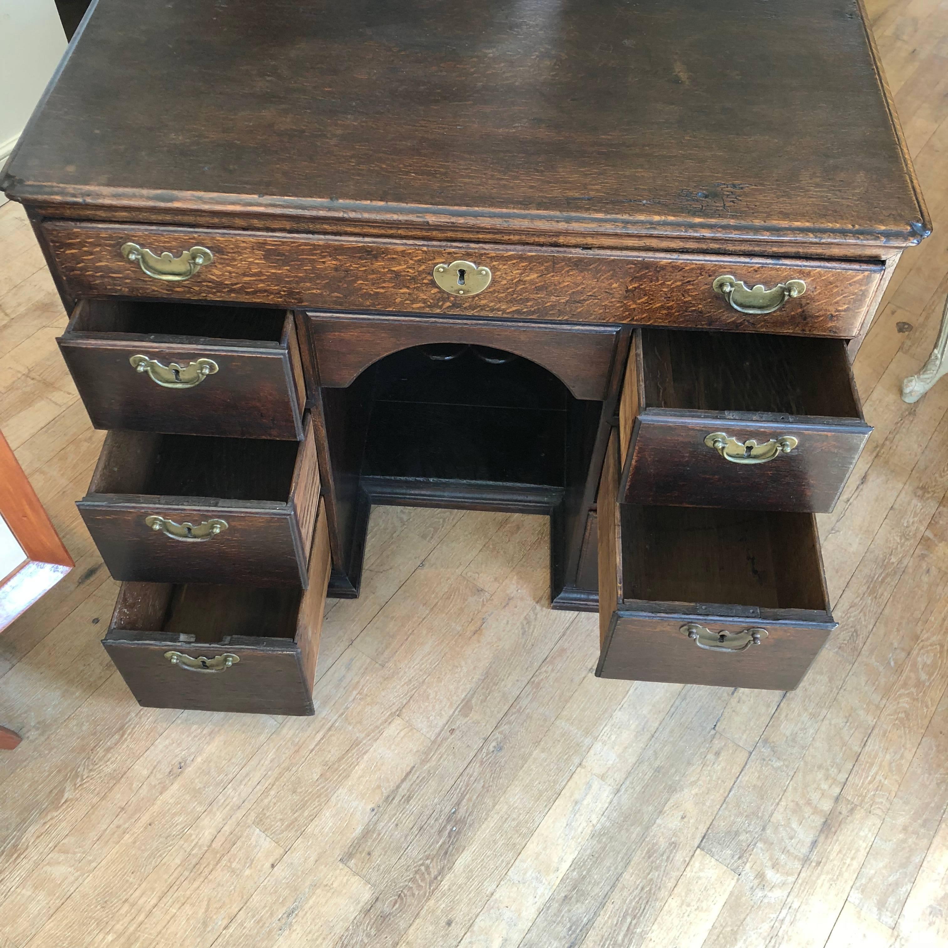 18th Century English Kneehole Desk 10