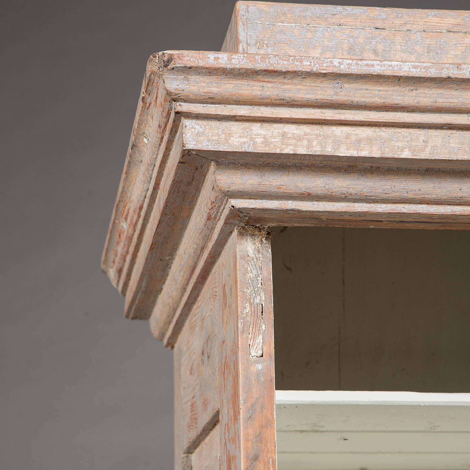 Early 19th Century Swedish Late Gustavian Column Cabinet, circa 1800 For Sale