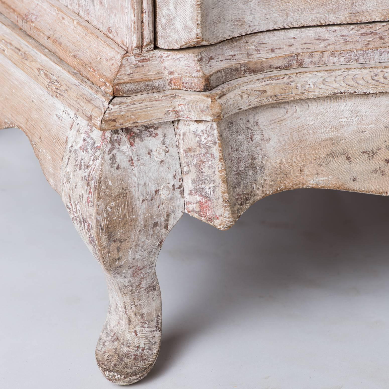 Swedish Baroque Period Chest of Drawers in Two Parts, circa 1760 In Good Condition In New Preston, CT