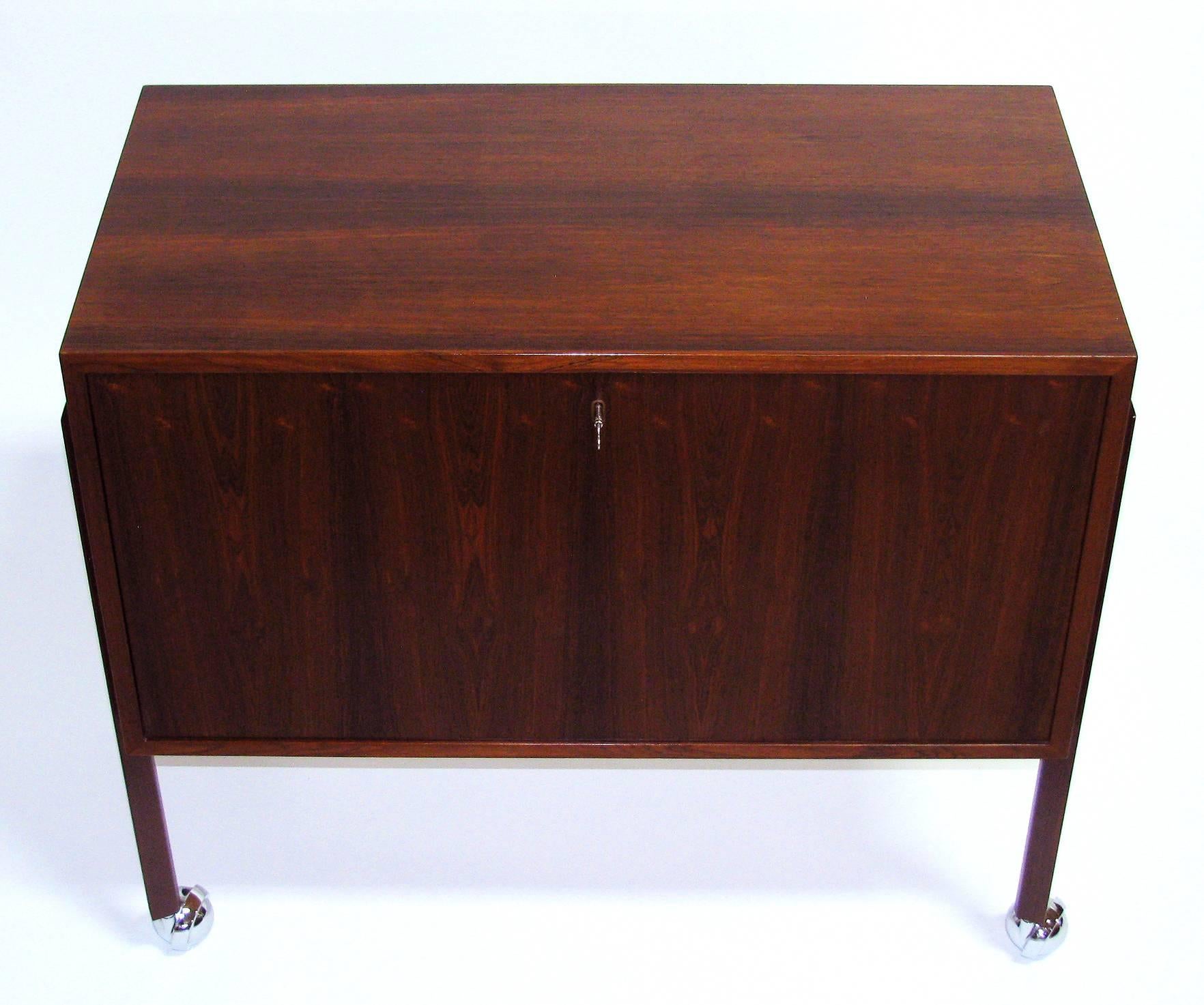 Danish Modernist Rosewood Lockable Bar Cabinet For Sale 2