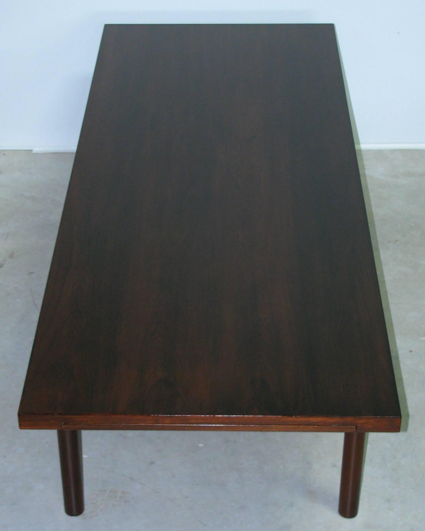 Mid-20th Century Danish Modern Rosewood Coffee Table with Extending Top