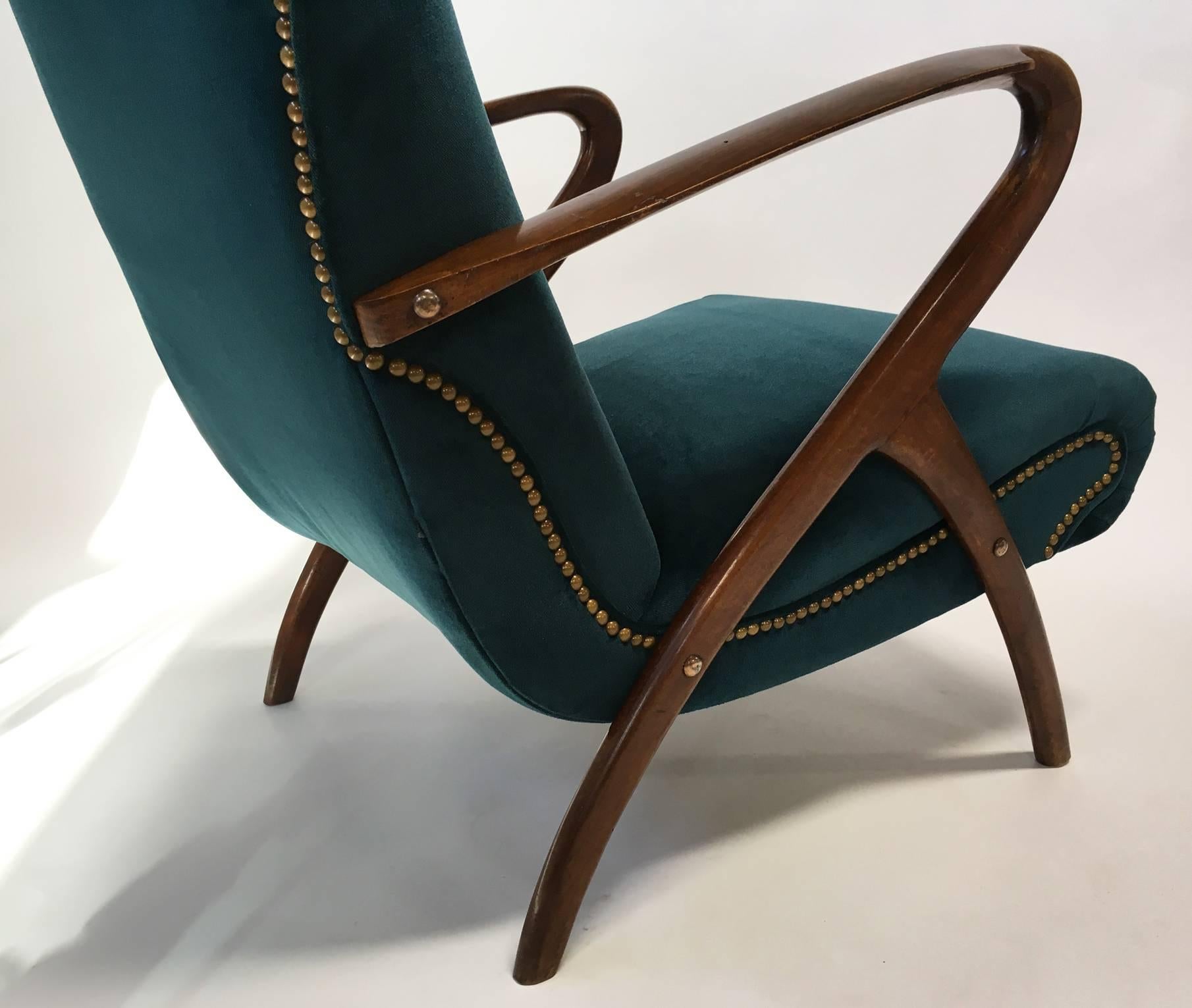 Sculptural Italian Lounge Chair For Sale 4