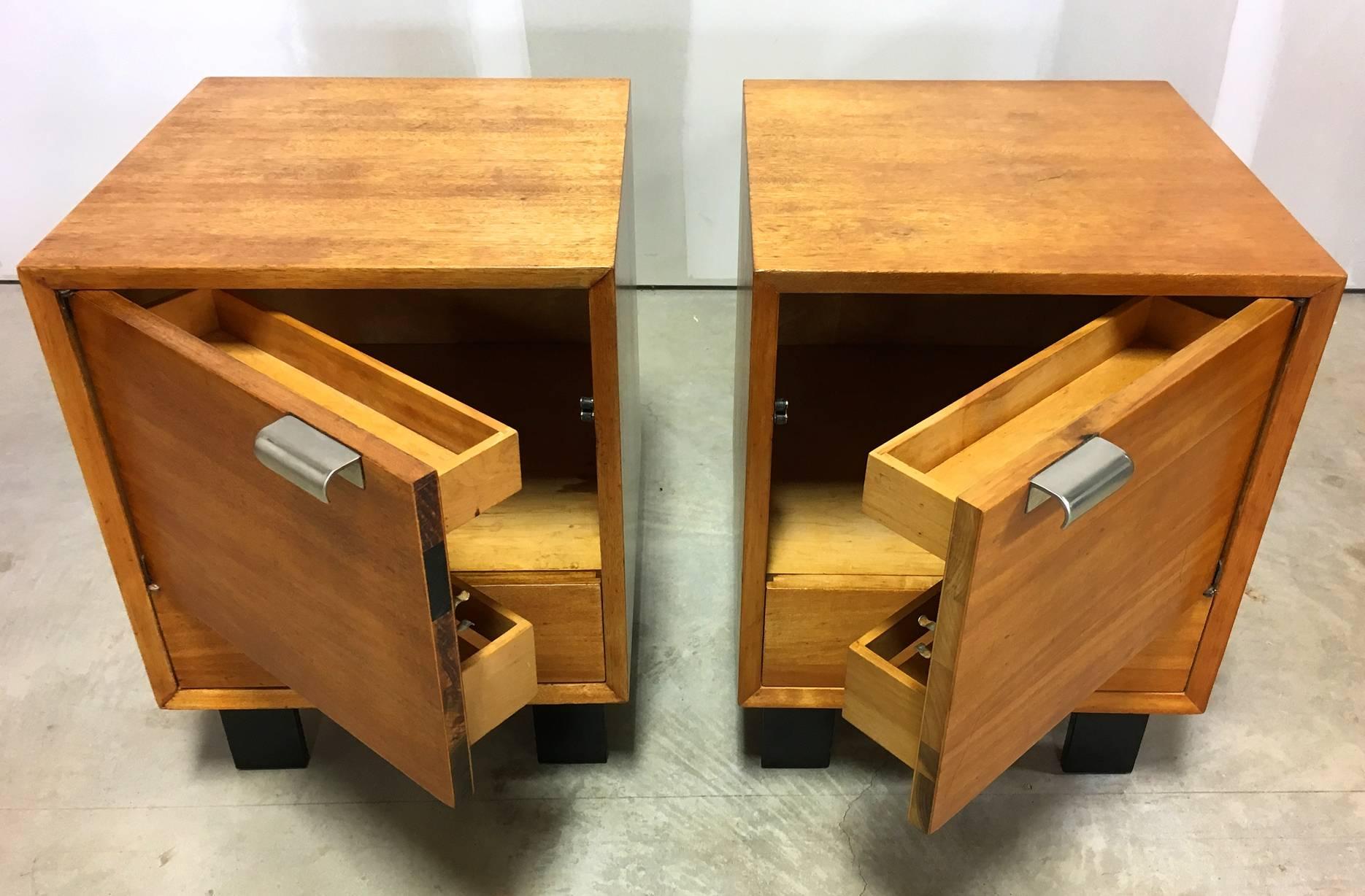 American Pair of George Nelson Primavera Bedside Cabinets For Sale
