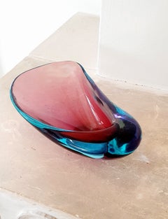 Große italienische Schale aus mundgeblasenem Murano Glass Sommerso in Rosa und Blau, 1950