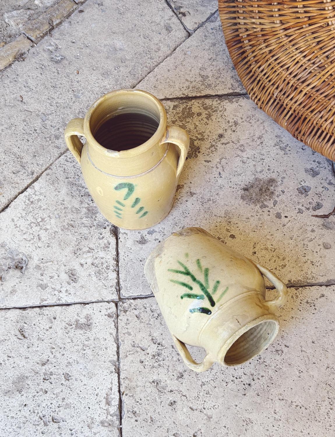 Paar italienische Lebensbaumtöpfe mit Griffen aus den 1930er Jahren im Zustand „Gut“ im Angebot in Florence, Tuscany