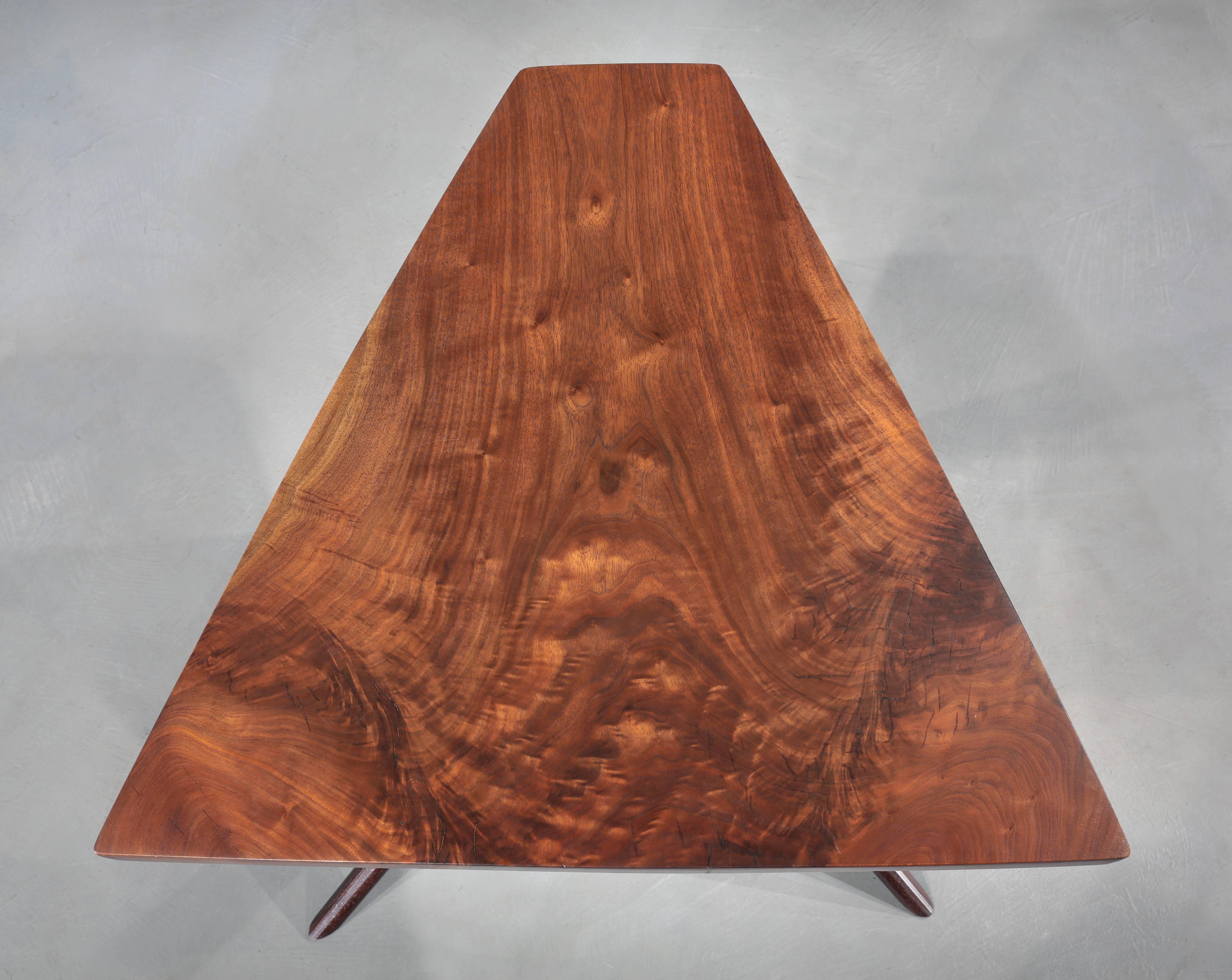 Stunning Conoid End Table by George Nakashima, 1965 In Excellent Condition For Sale In Philadelphia, PA