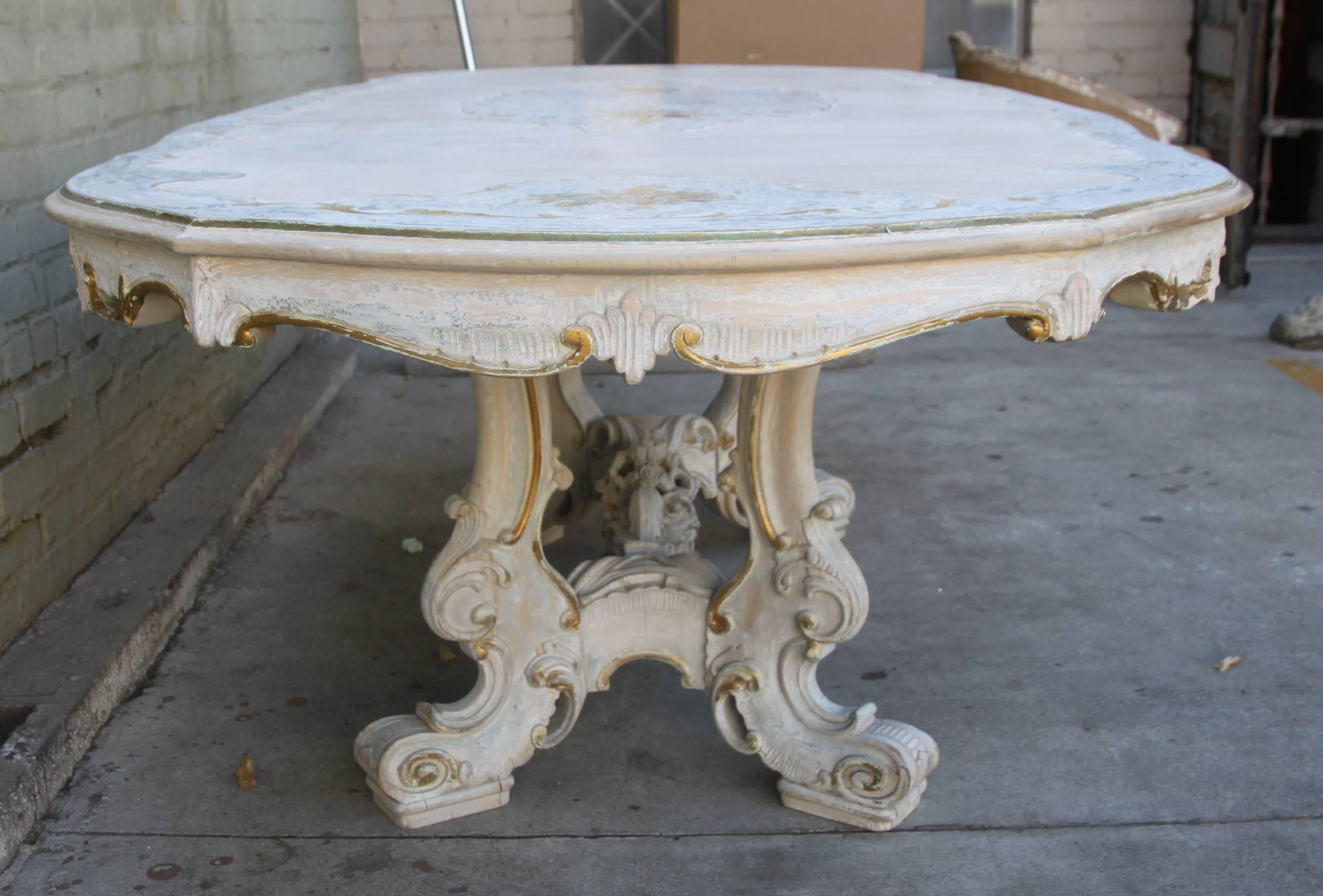 French Painted Rococo Style Dining Table w/ Center Leaf In Distressed Condition In Los Angeles, CA